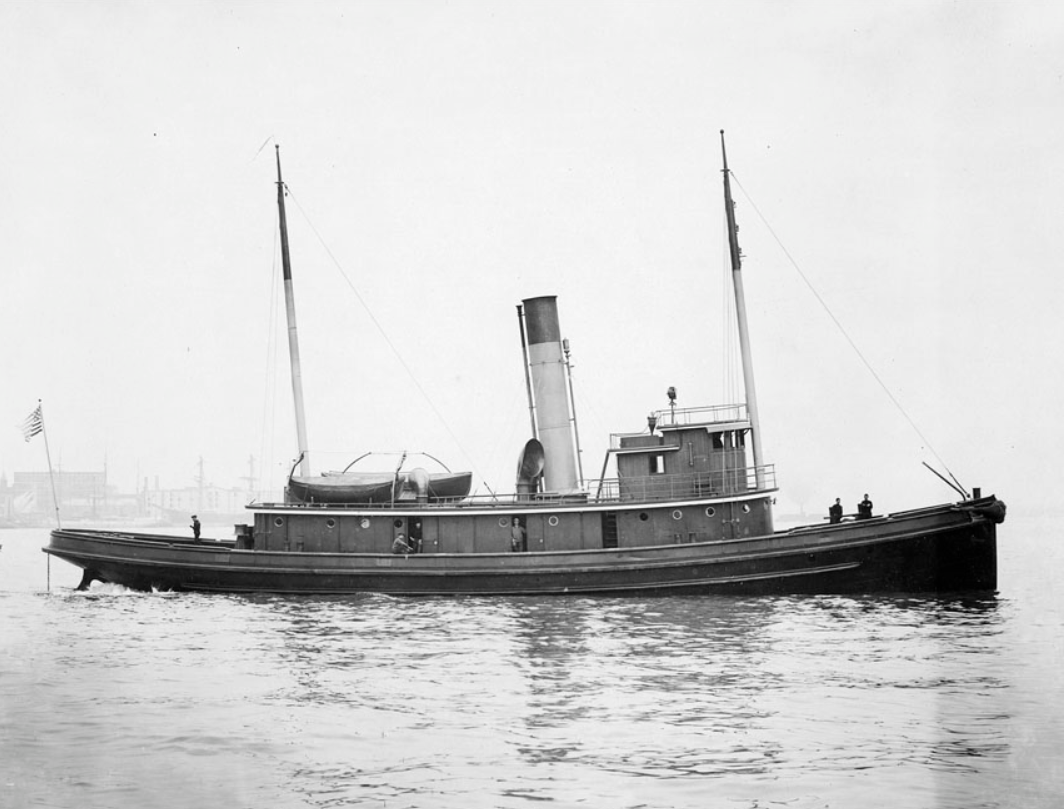 The United States Navy armed tug USS Wompatuck underway.