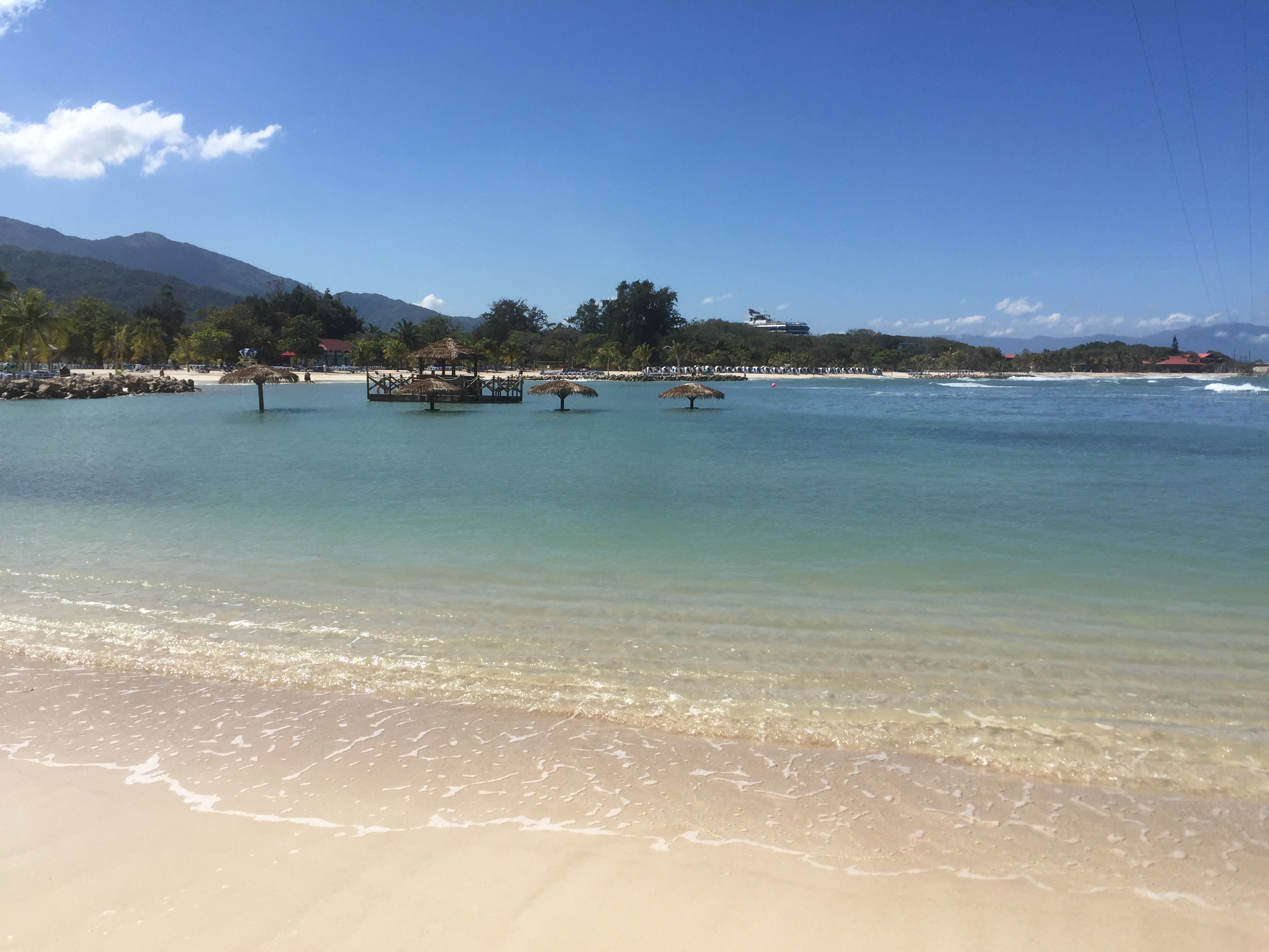 Beach in Labadee (Jan 2019)