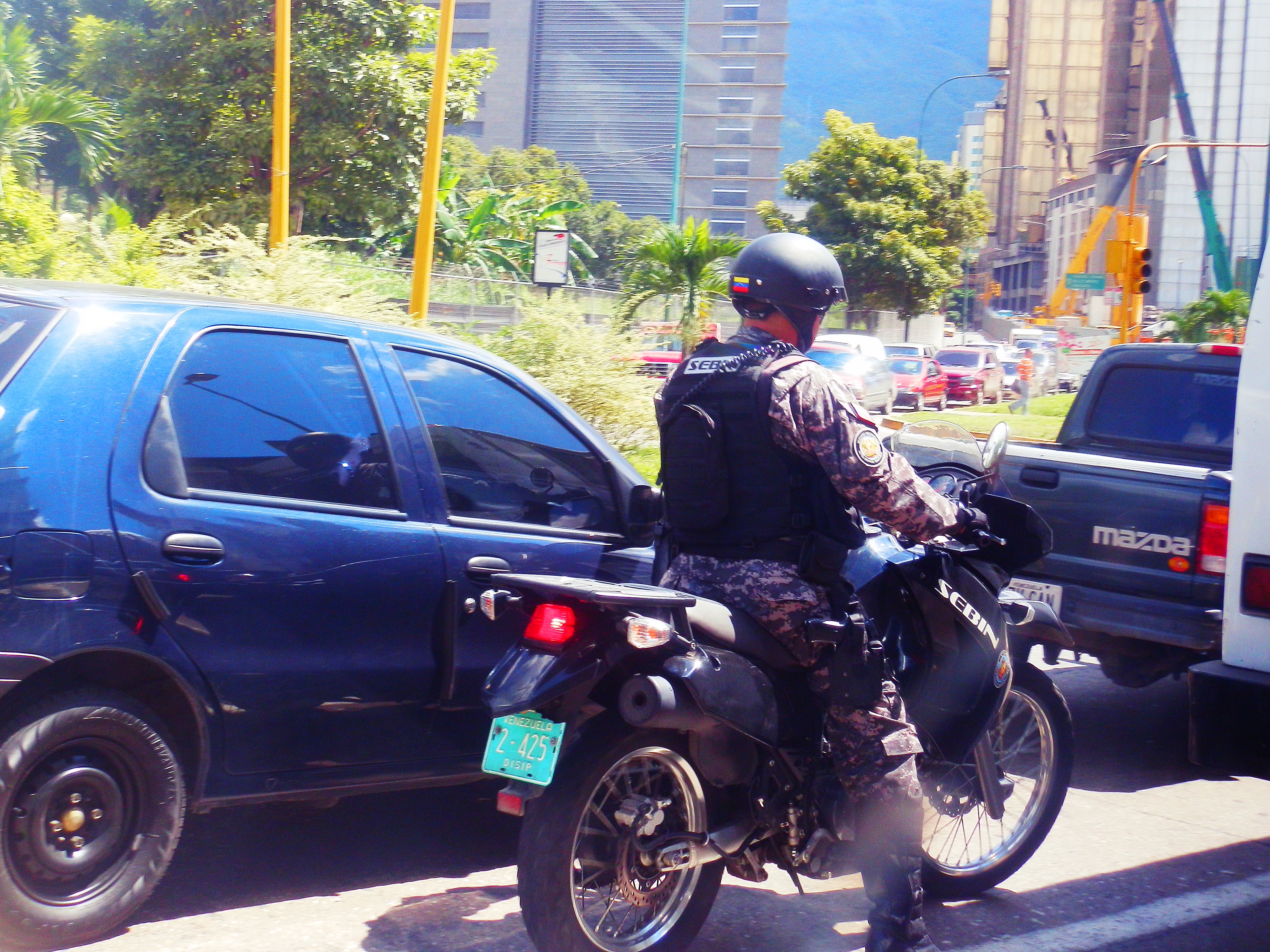 Un funcionario del SEBIN en Caracas.
