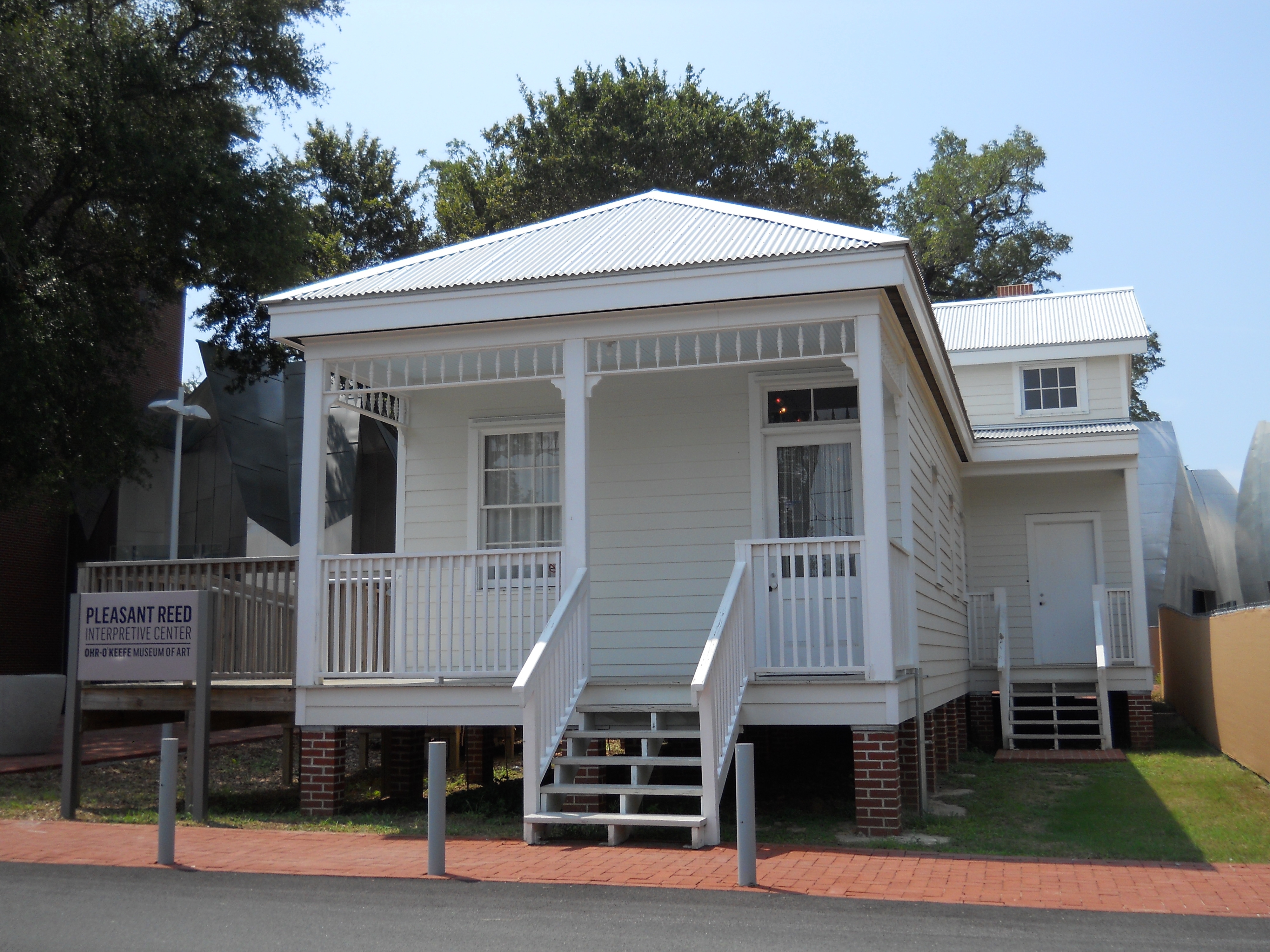 Replica of the Pleasant Reed House, Ohr-O'Keefe Museum of Art, Biloxi, Mississippi, USA.
Originally constructed in 1887, the Pleasant Reed House was the first home built in the state of Mississippi by a freed black man. The original House was destroyed by Hurricane Katrina in 2005.