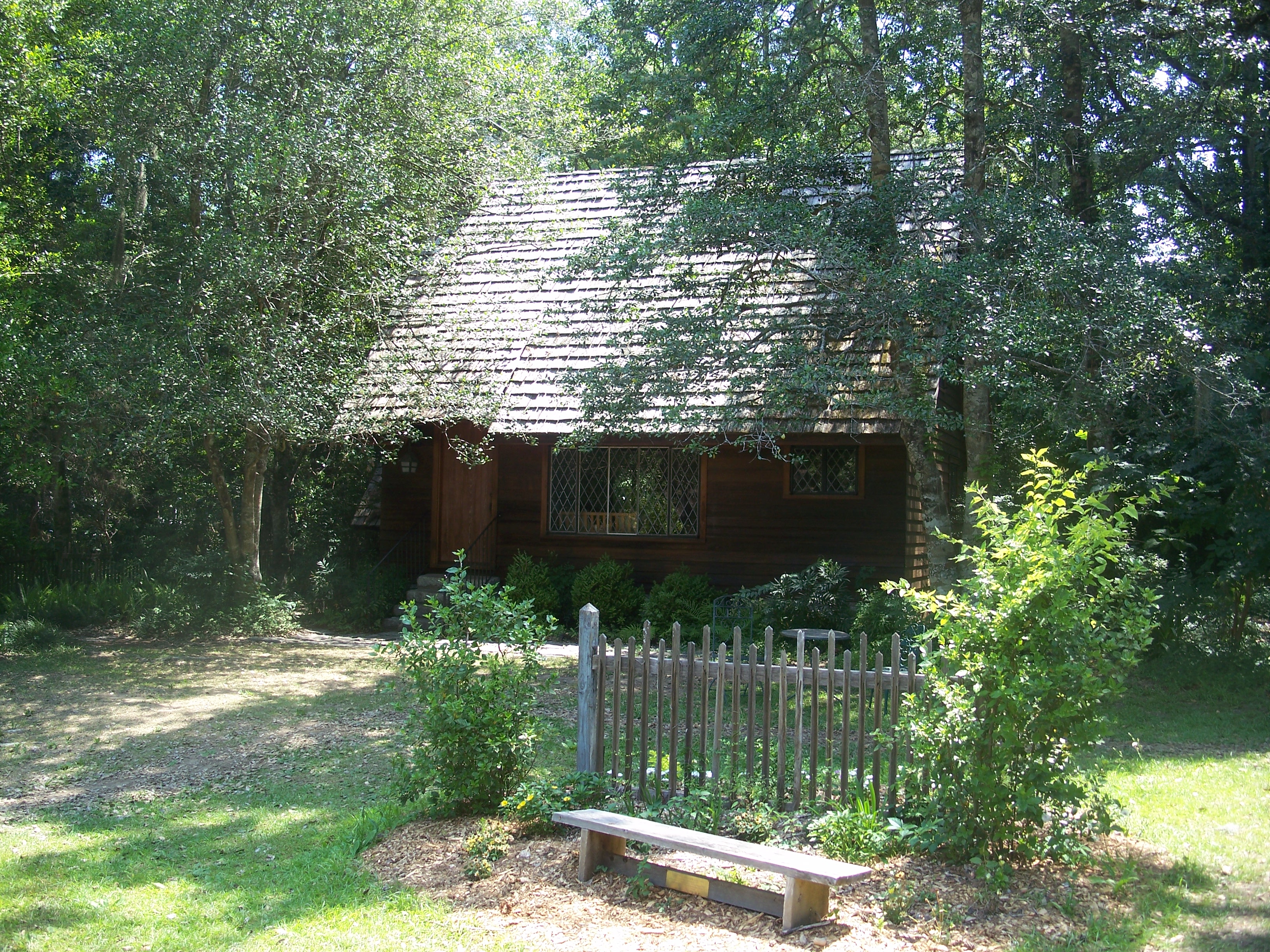 Tallahassee, Florida: Lichgate on High Road