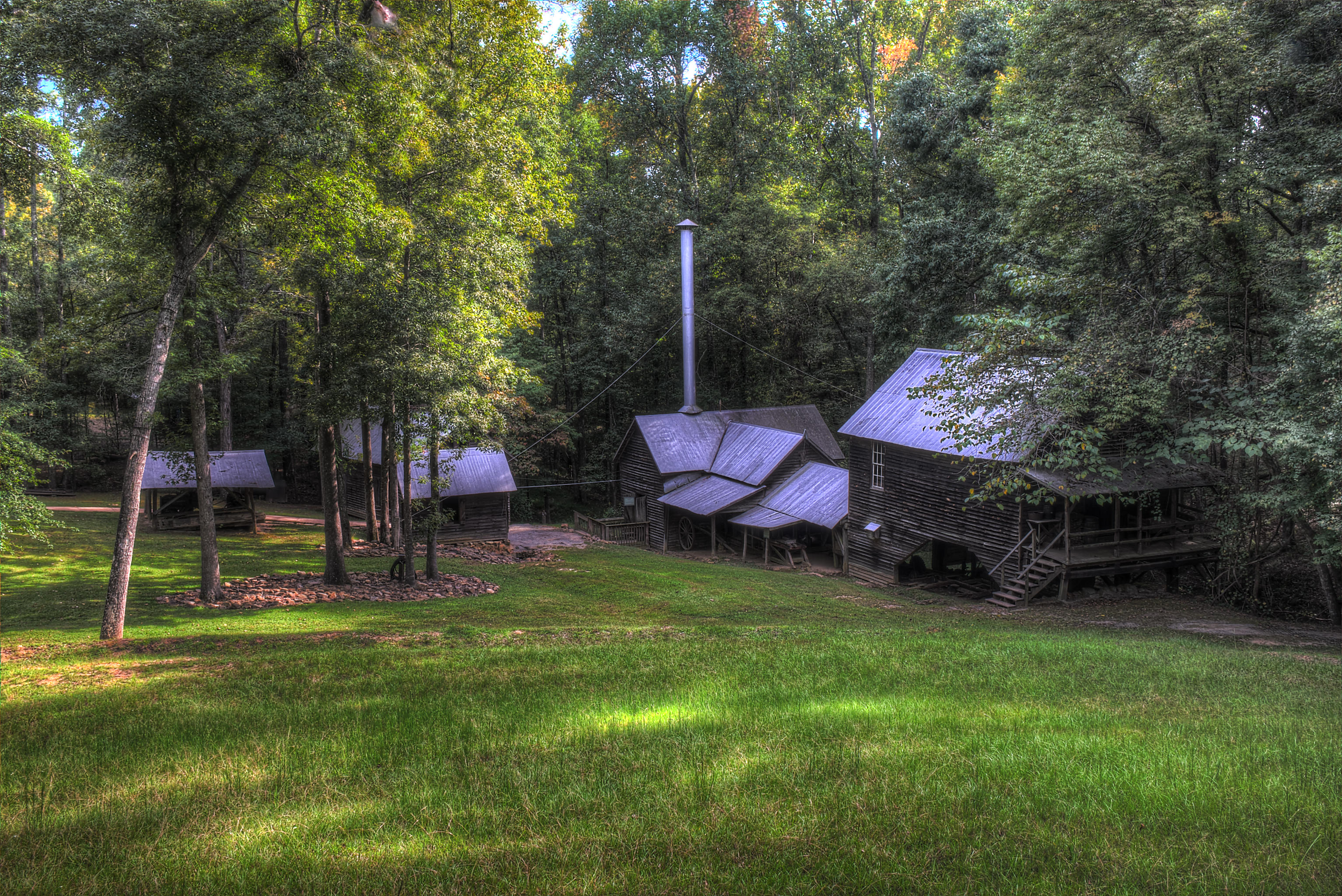 buildings at Jarrell Plantation