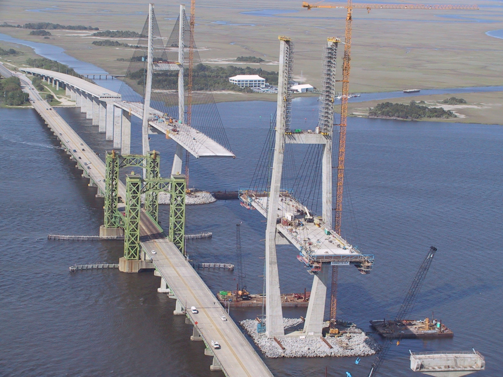Aerial photo of the Sidney Lanier Bridge under construction.