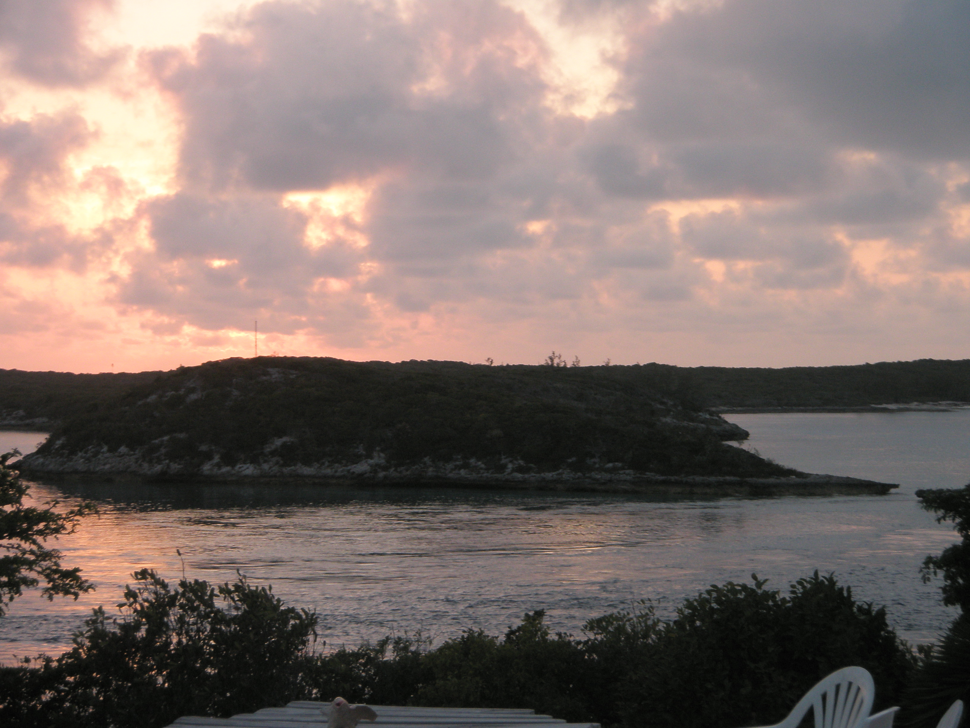 Beautiful sunset from the Thunderball restaurant in Staniel Cay, Bahamas.
