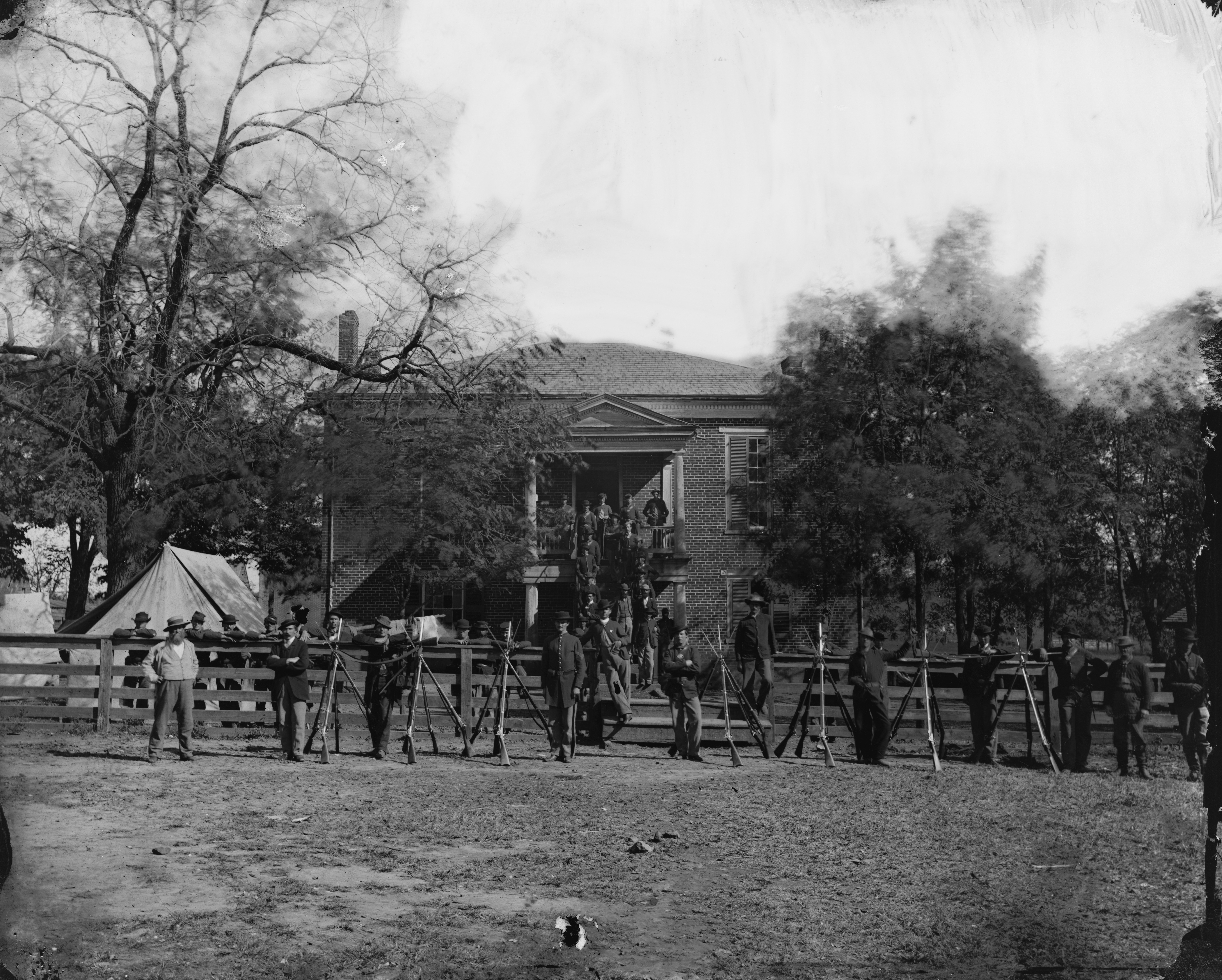 Title: Appomattox Court House, Va. Federal soldiers at the courthouse
Abstract: Selected Civil War photographs, 1861-1865 (Library of Congress)
Physical description: 1 negative :

Notes: Courthouses.