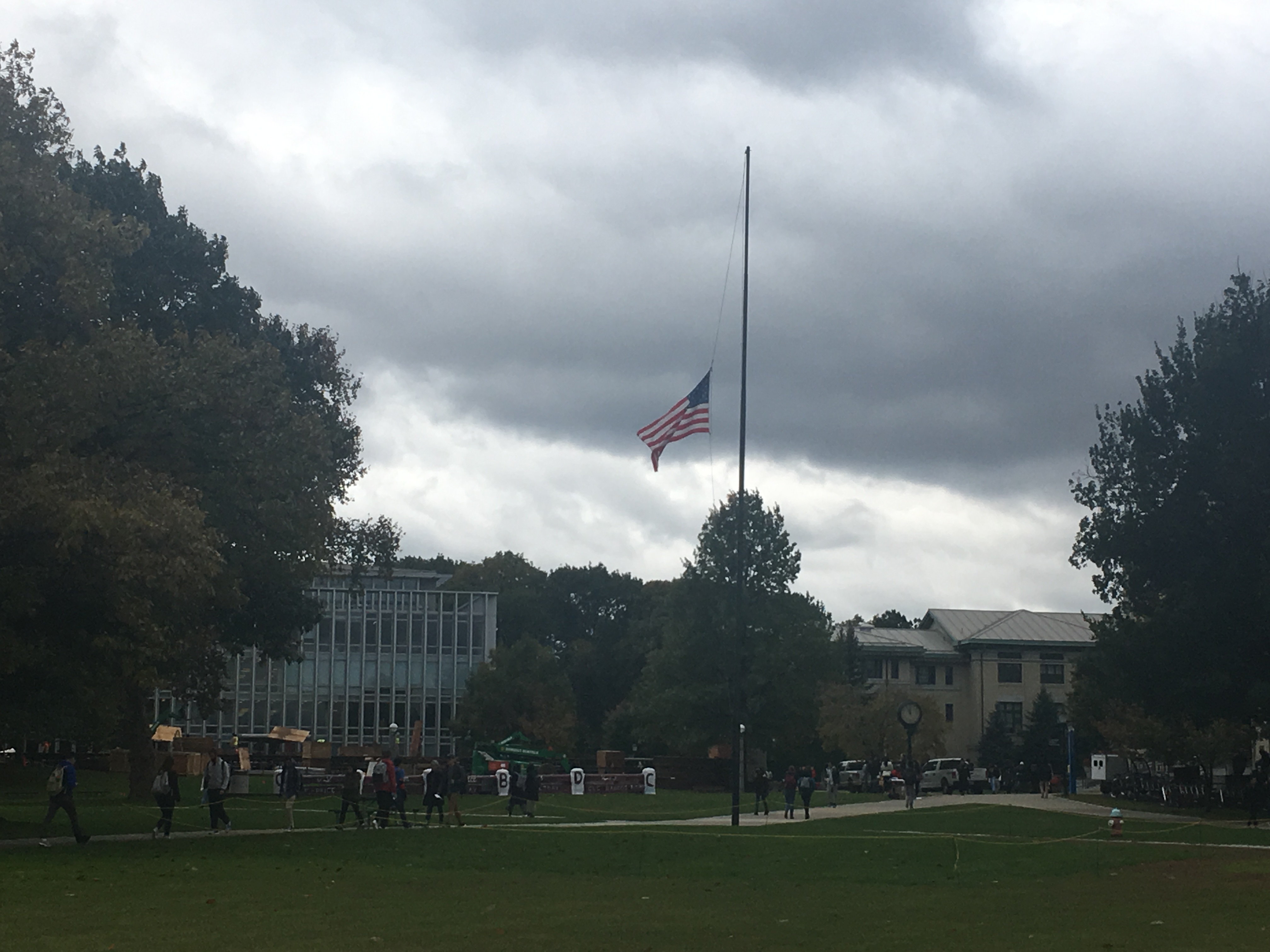 Carnegie Mellon University lowered its flag on 10/29/2018 due to the active shooting targeting on Jewish