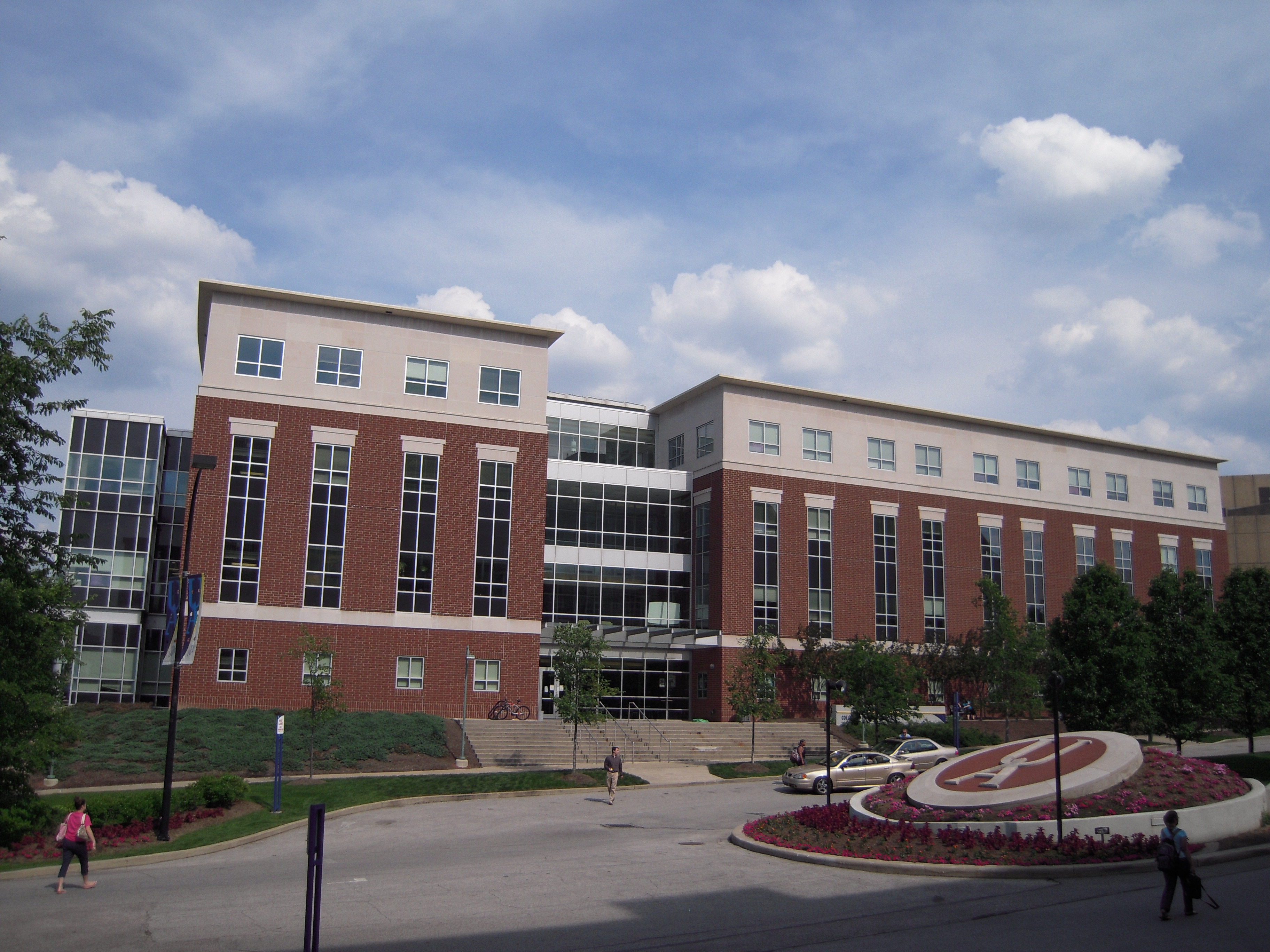 Image of the Buchtel College of Arts and Sciences at the University of Akron.