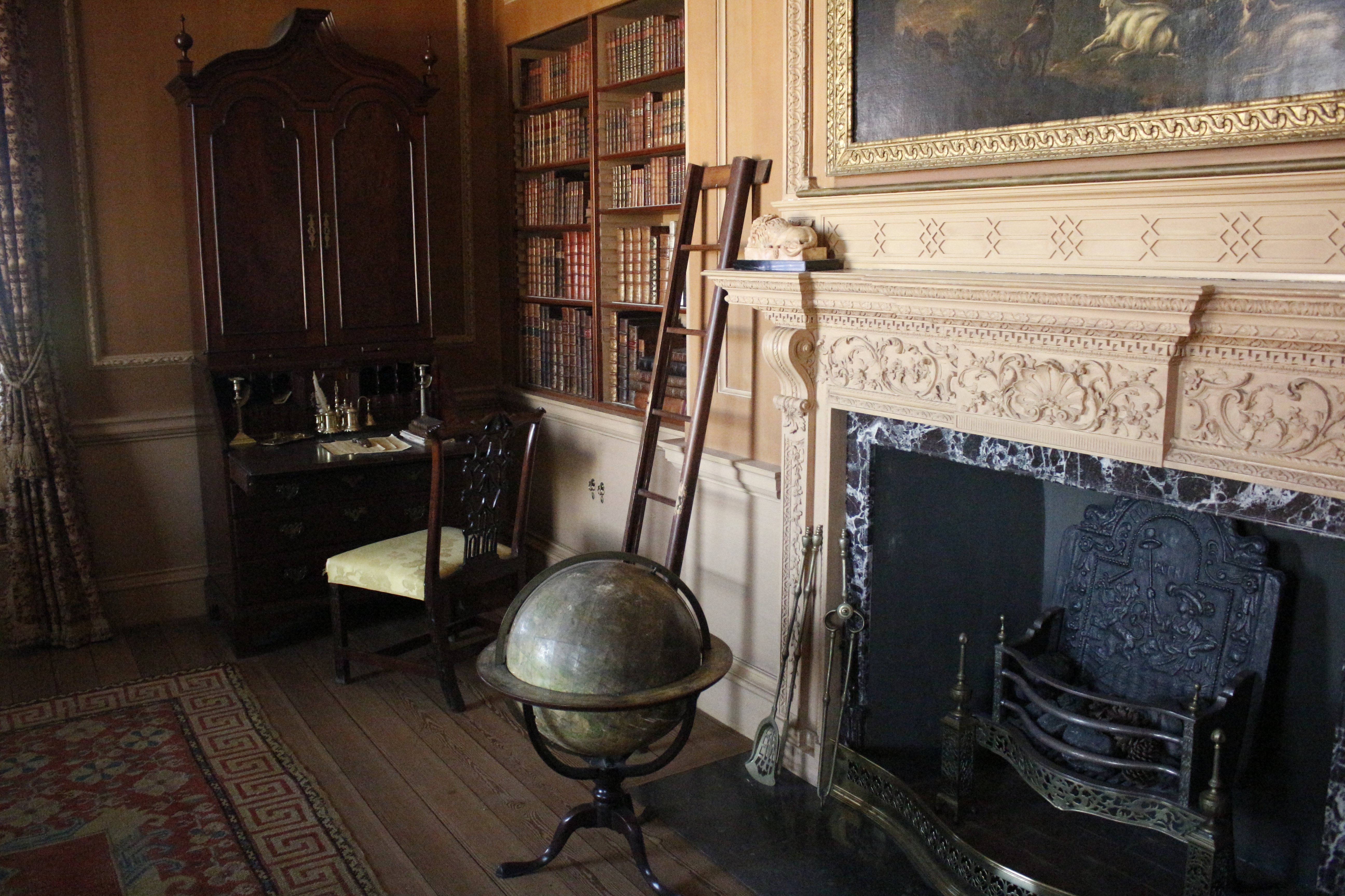 governor's library in the Tryon Palace