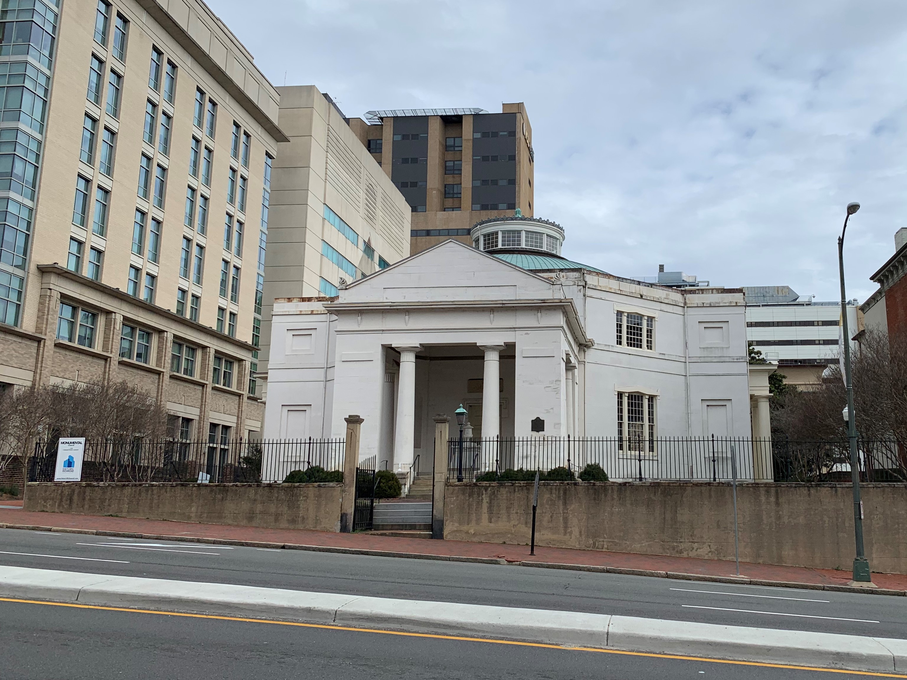 Monumental Church in Richmond, Virginia, as seen from East Broad Street