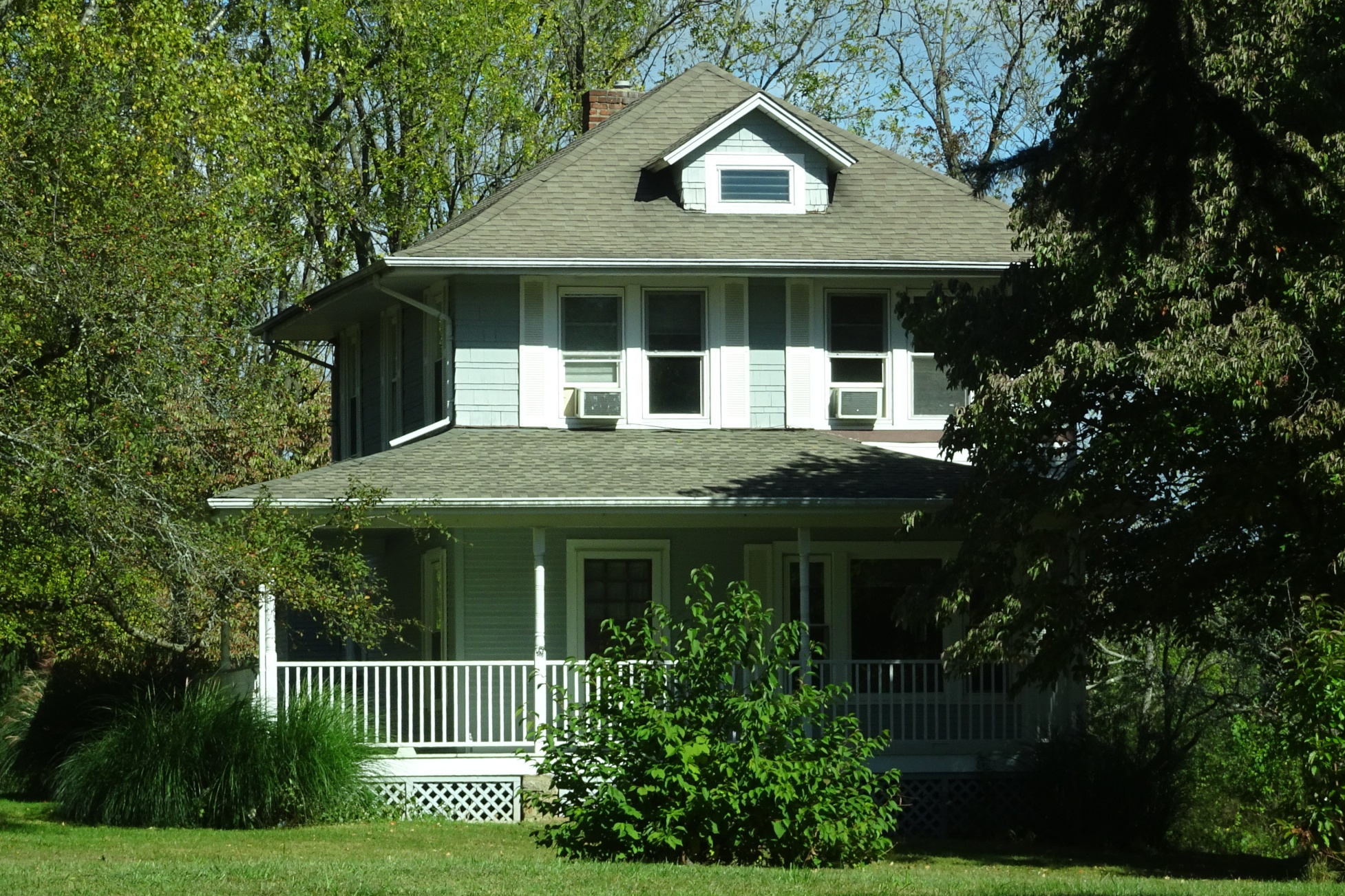 House built on old foundation at the Lord Stirling Manor Site