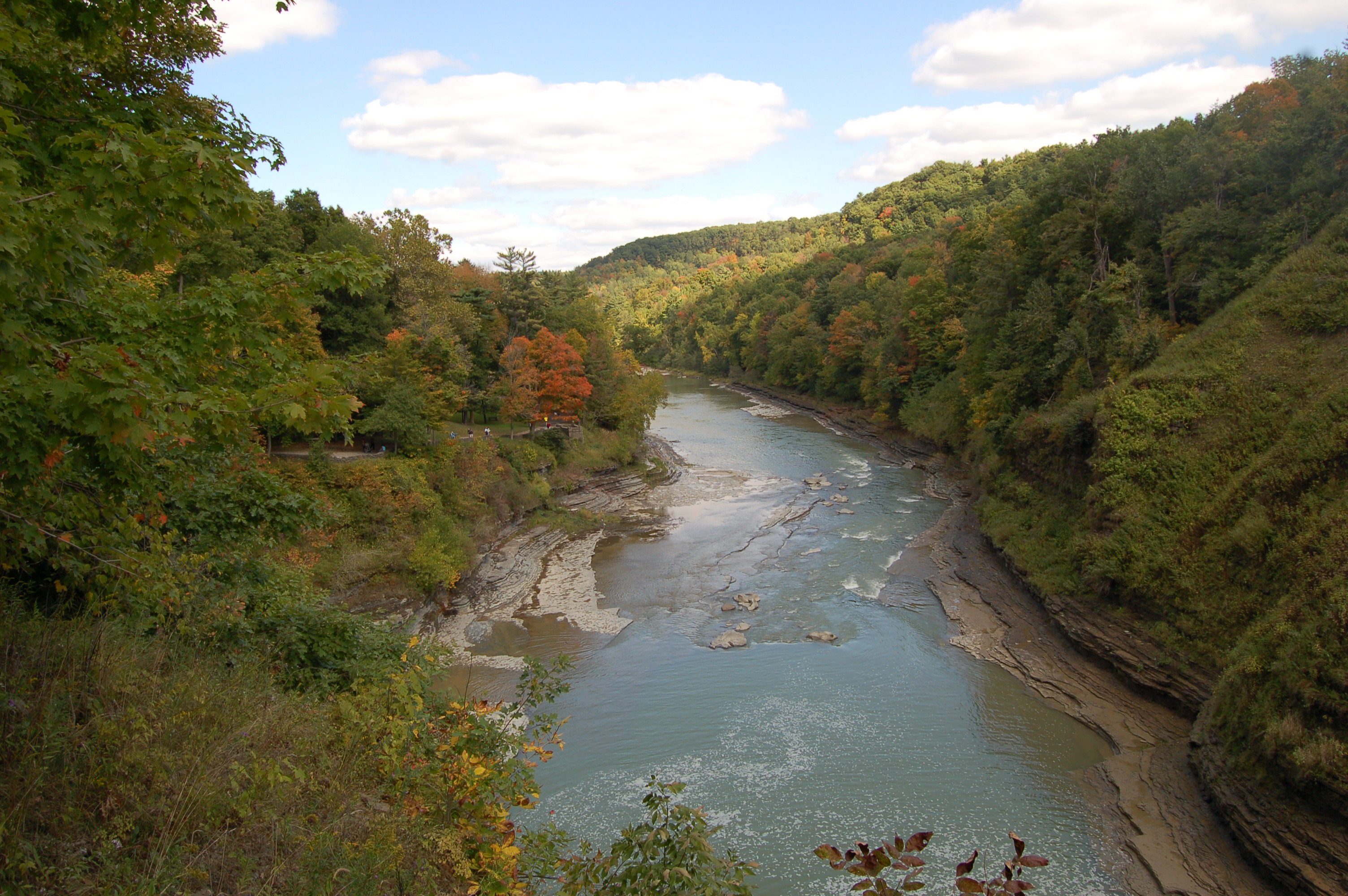 A view from the Upper Falls in Letchworth State Park.letch-upper-falls-vista