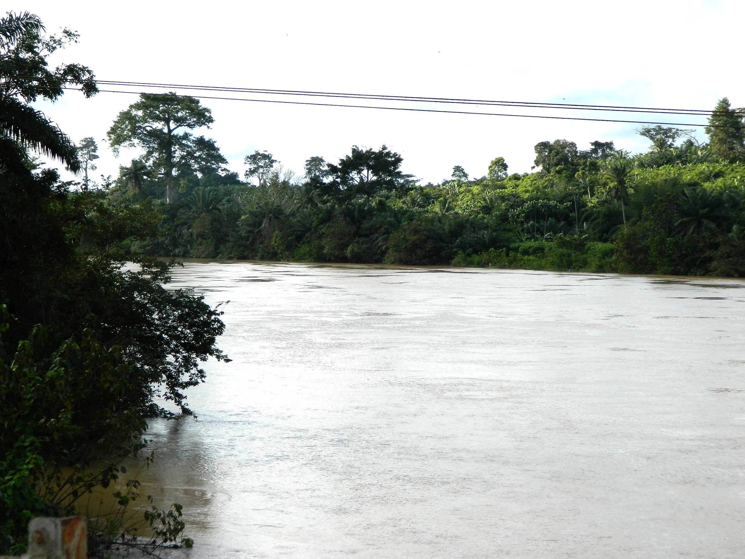 Pra river is a river in Ghana, the eastern most and the largest of the three main rivers that drain the area south of the Volta divide.