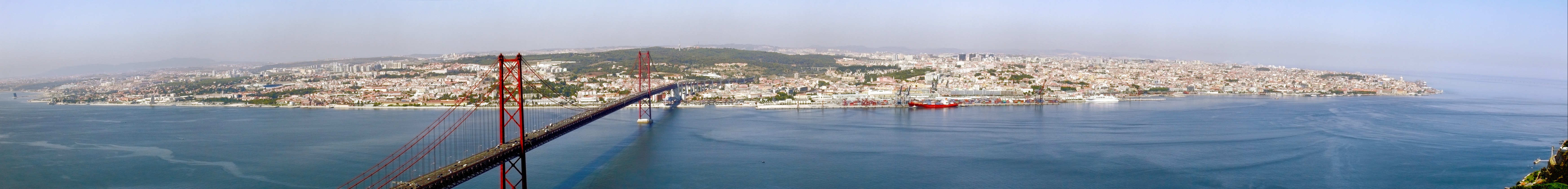 Lisbon (pt.: Lisboa) panorama view