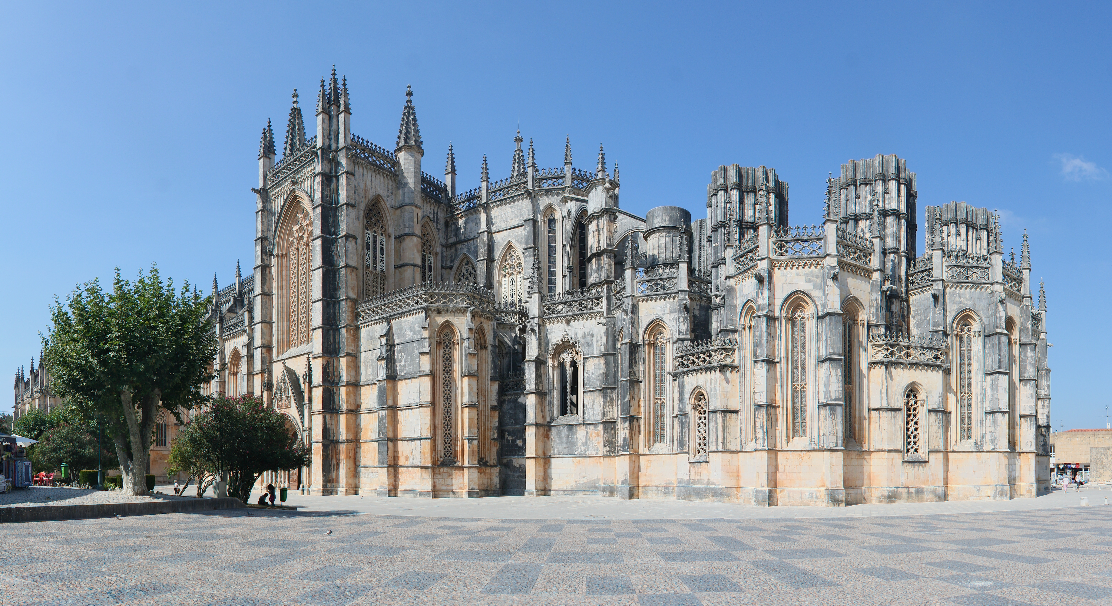 Batalha monastery frontside
