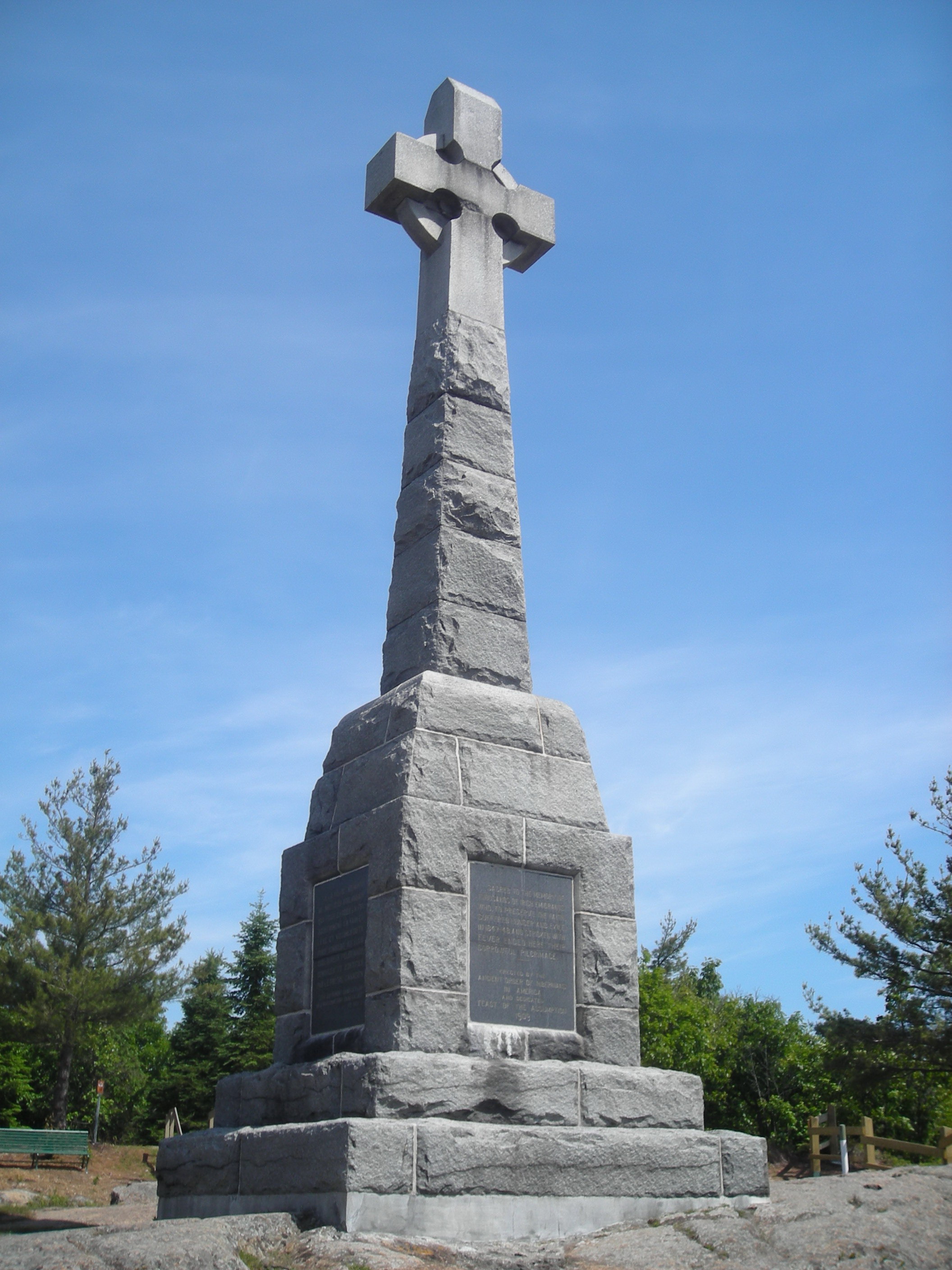 A memorial to all peoples who died at Grosse-île.