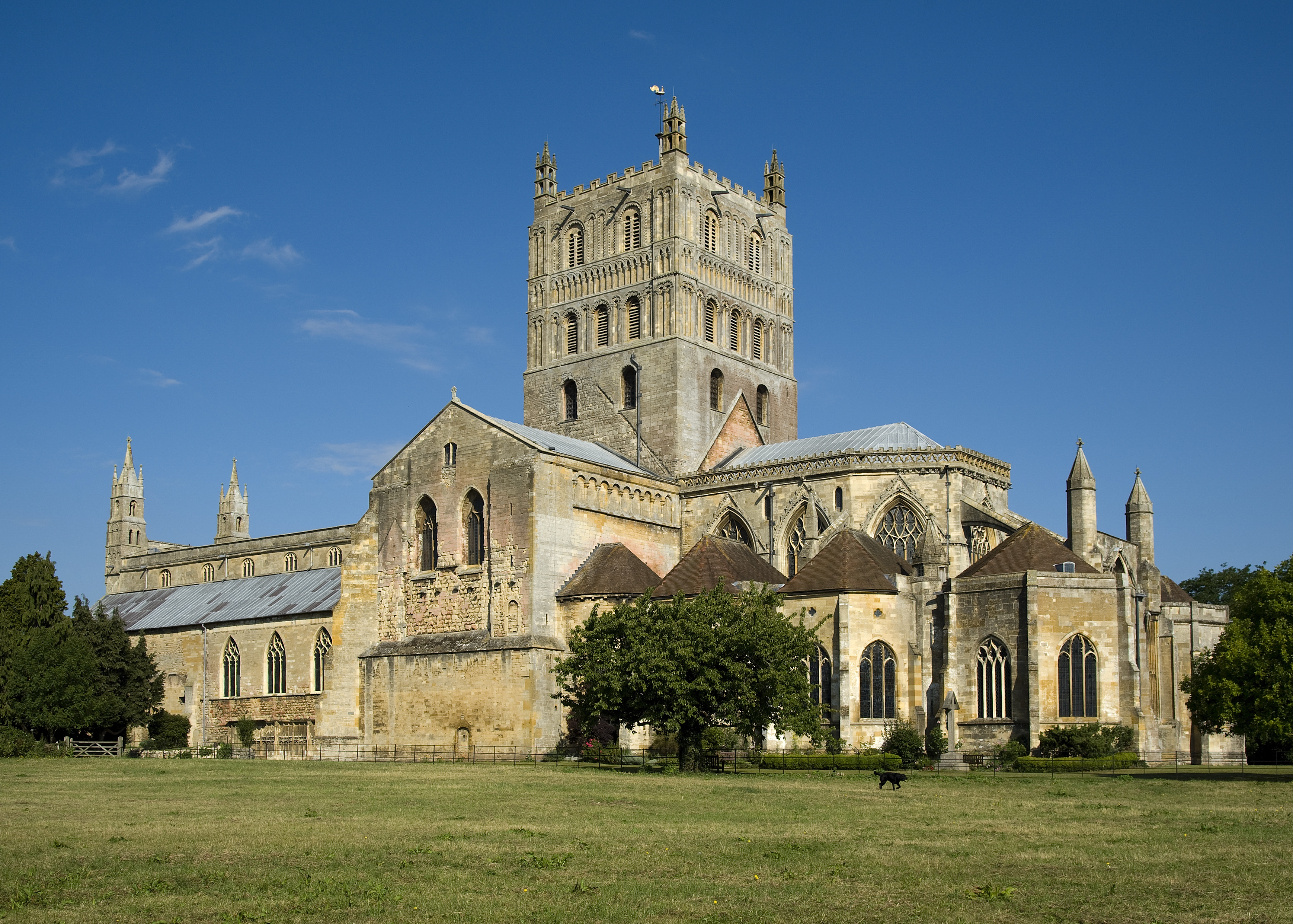Tewkesbury Abbey was founded in 1087; however, building of the present structure seen here did not start until 1102. Built to house Benedictine monks, the Abbey was consecrated in 1121 (Norman era).