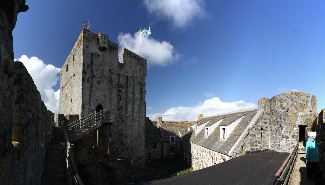 Ksisimul Castle - Panorama vom Wehrgang