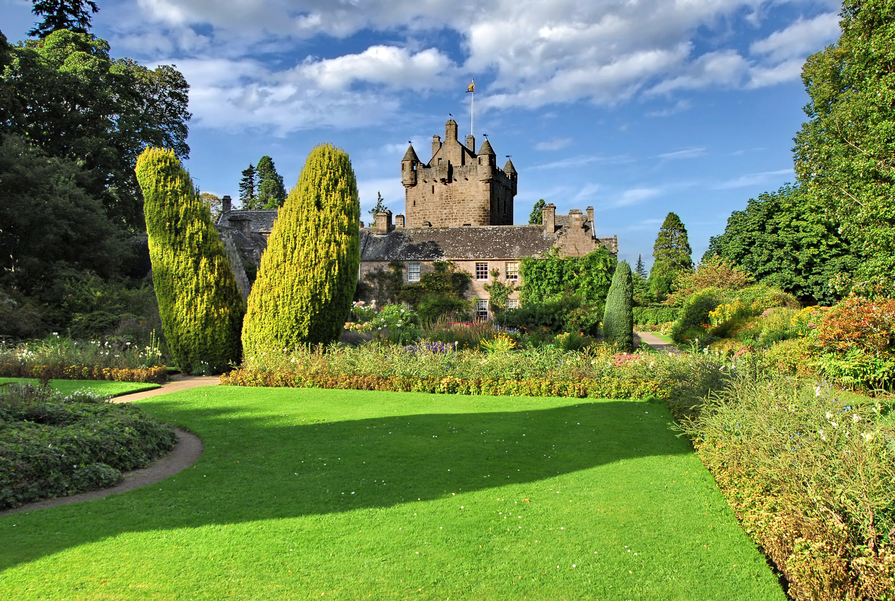 Cawdor castle