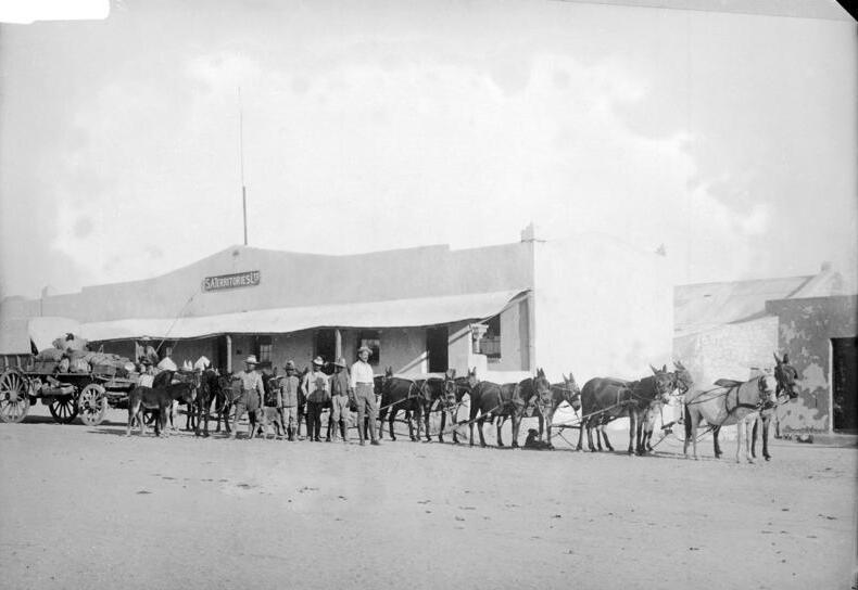 For documentary purposes the German Federal Archive often retained the original image captions, which may be erroneous, biased, obsolete or politically extreme. Warmbad, Eselsgespann