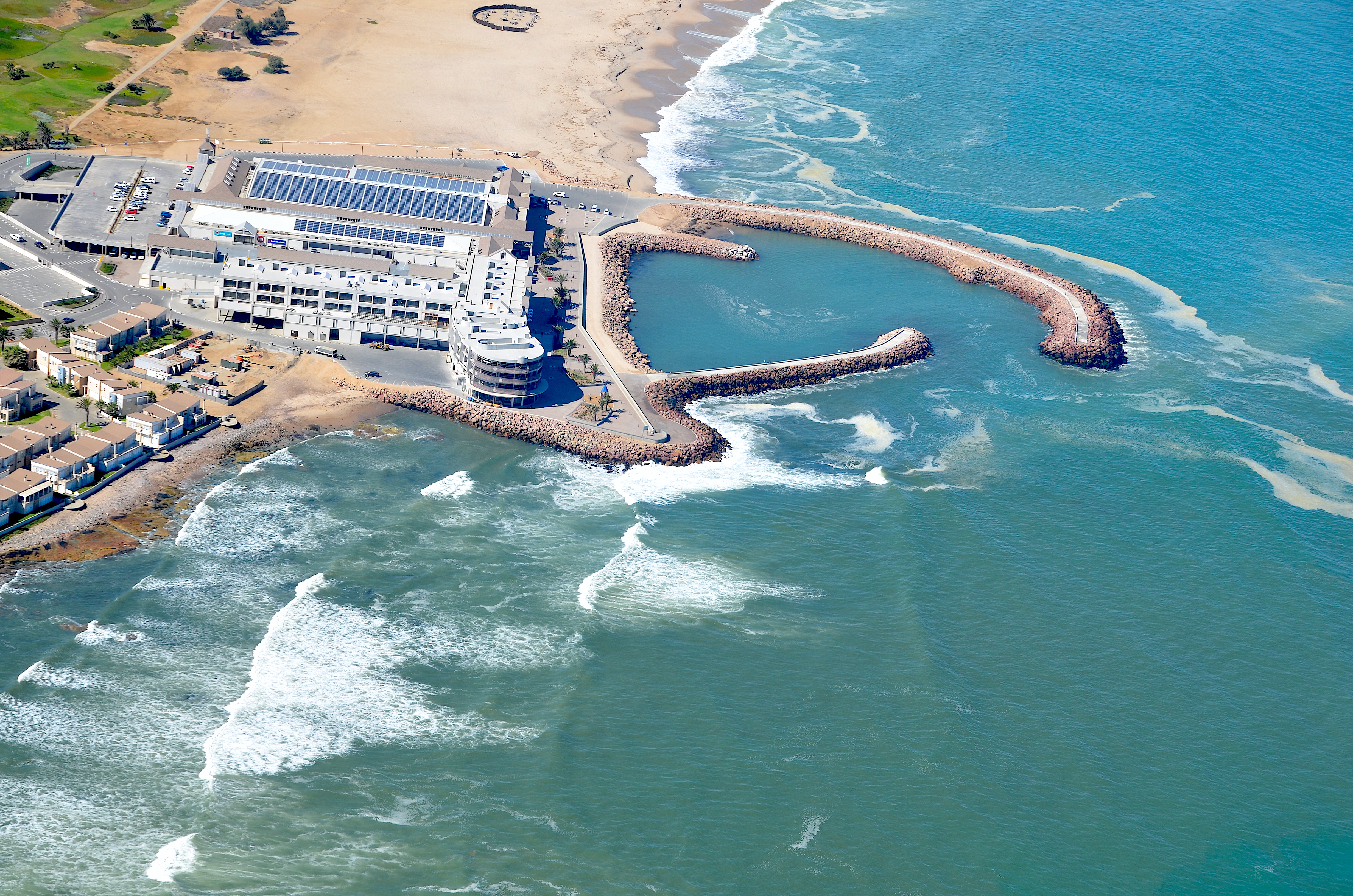 Shopping Mall Platz am Meer (Swakopmund), aerial view 2017