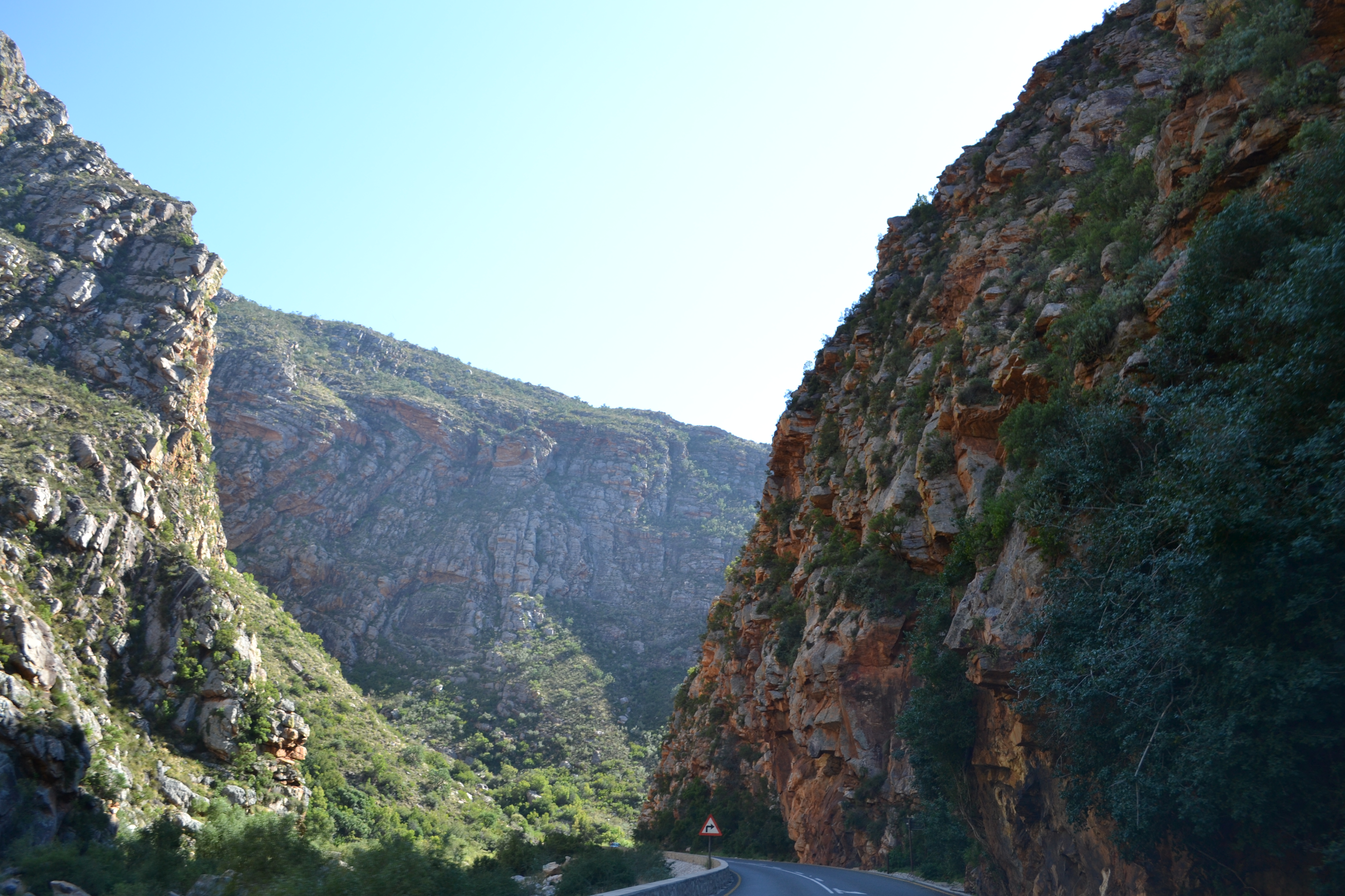 Meiringspoort between de Rust and Klaarstroom. First road was built between 1856 and 1858. Western Cape.