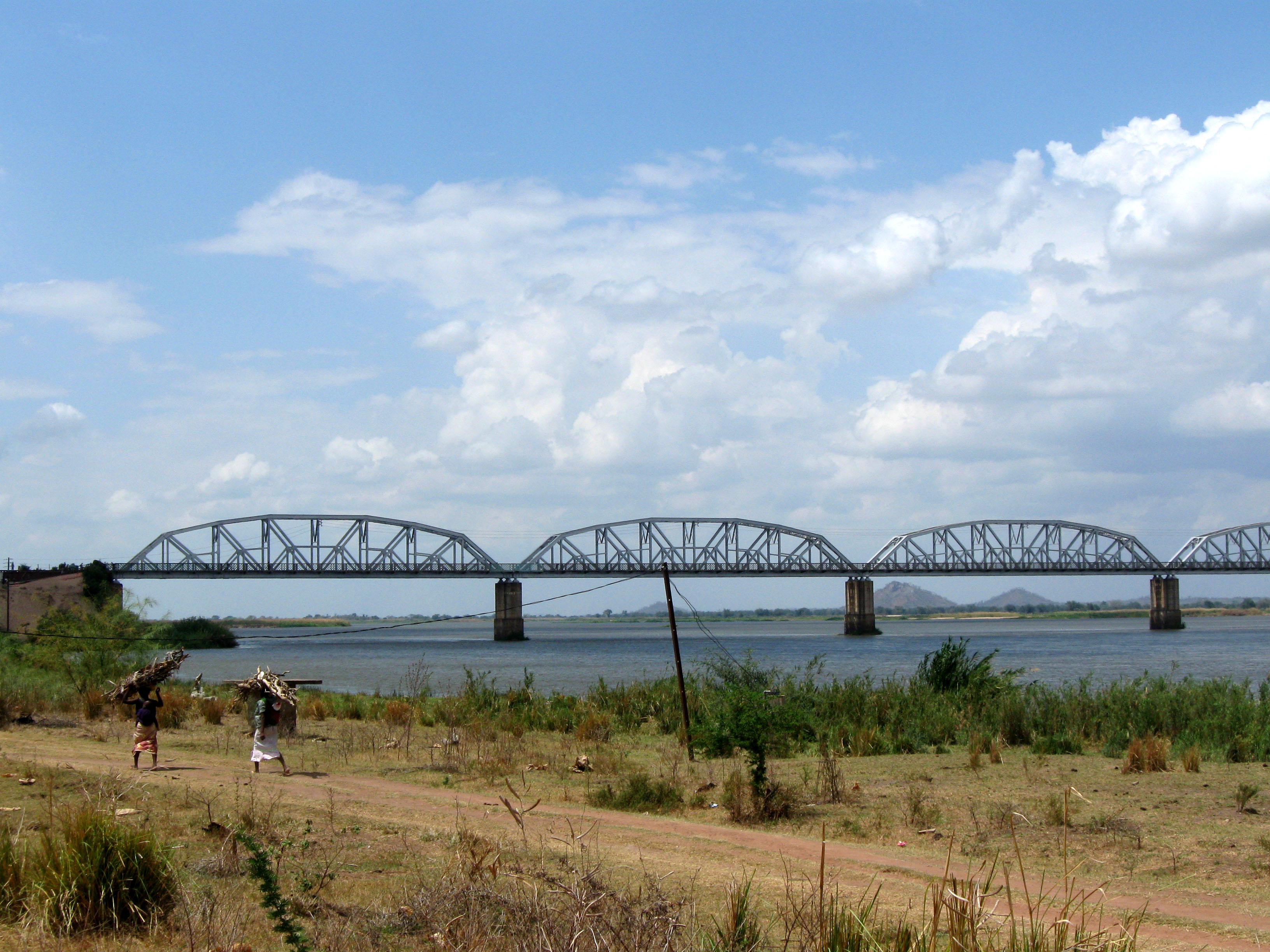 Dona Ana Railway bridge over the Zambezi river, between the villages Sena and Mutarara, Sofala/Tete provinces, Mozambique