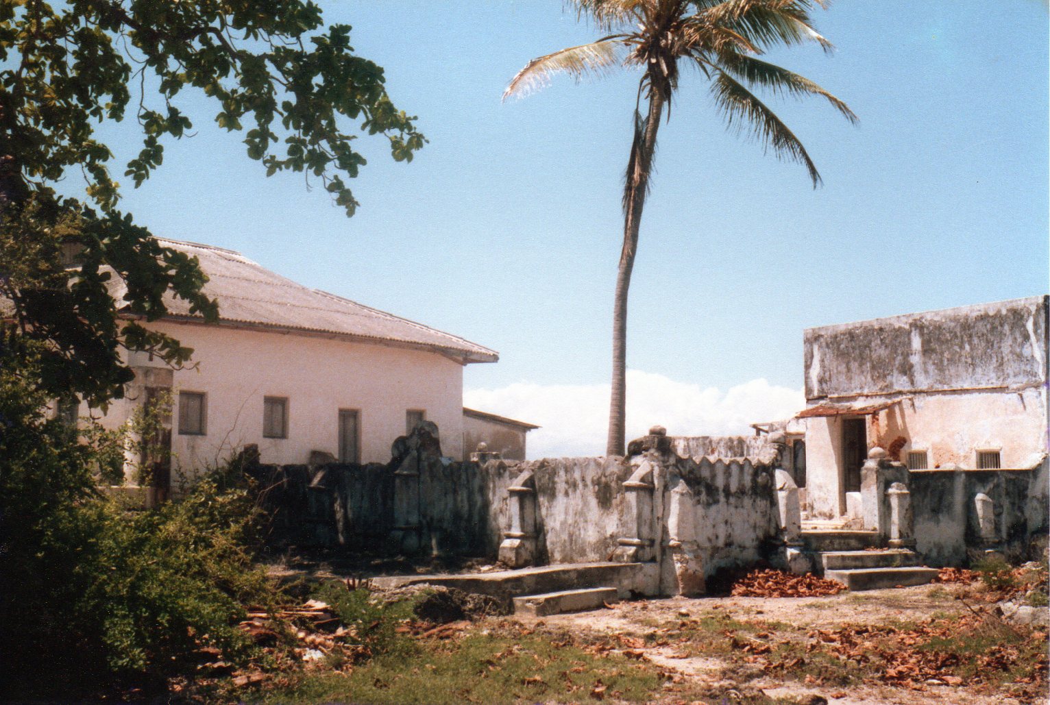 Structures on Chumbe Island — an atoll of the Zanzibar Archipelago, in the Western Indian Ocean. 
Picture taken in 1985.