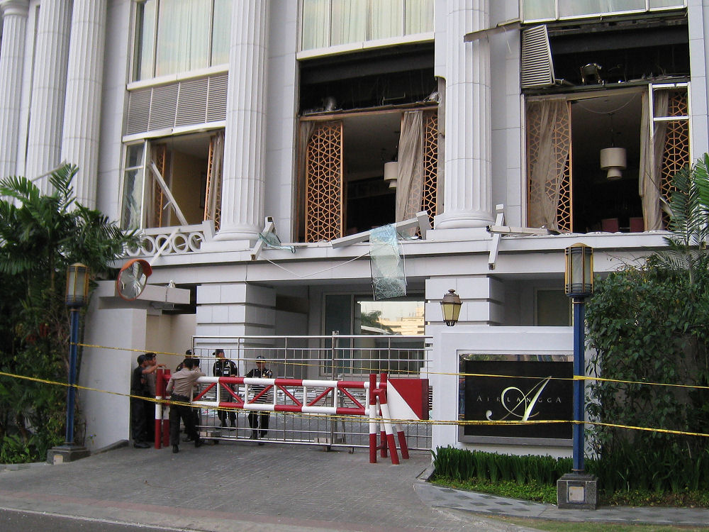 Bomb blast damage to Ritz-Carlton, Jakarta