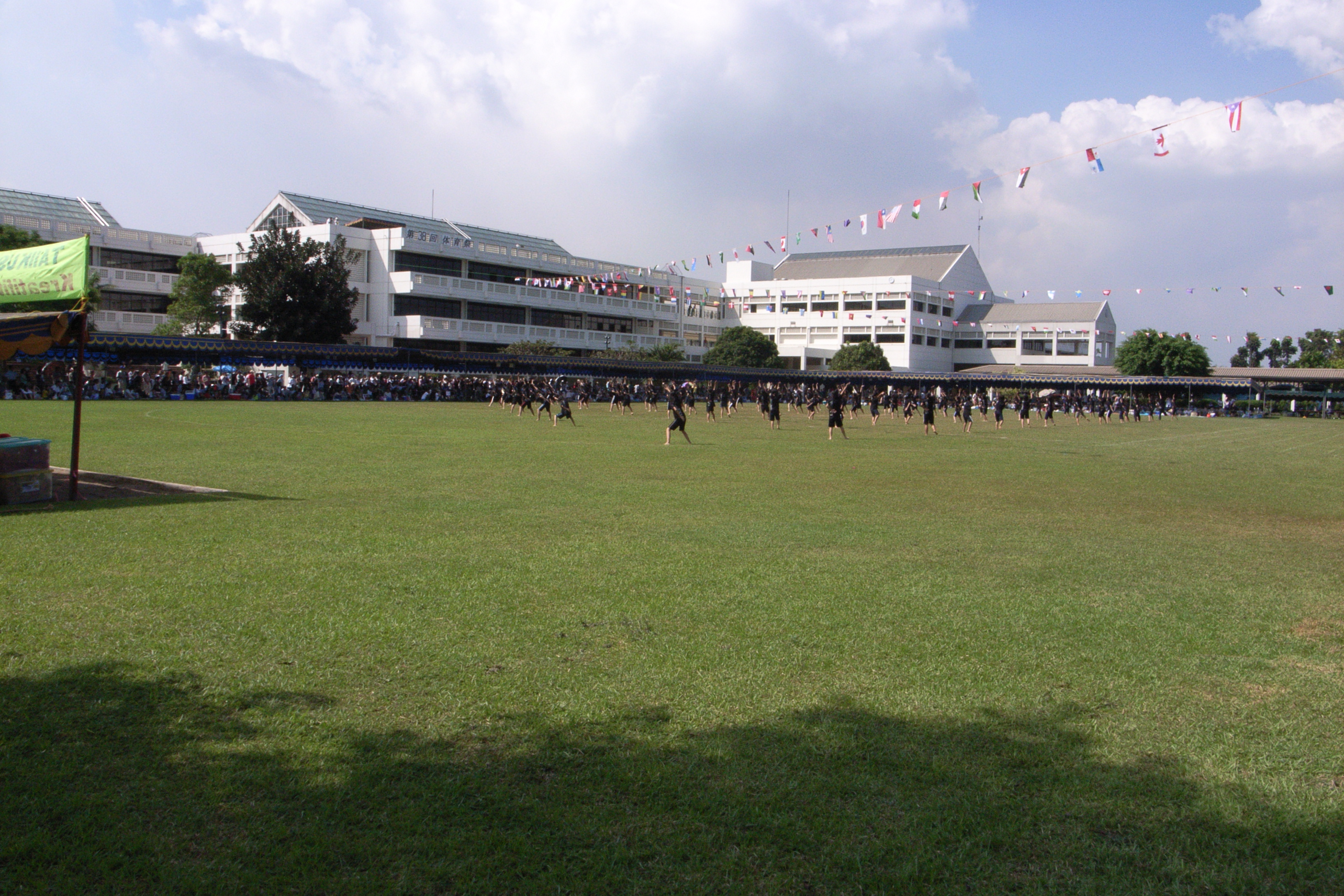 Jakarta Japanese School / JJS school building