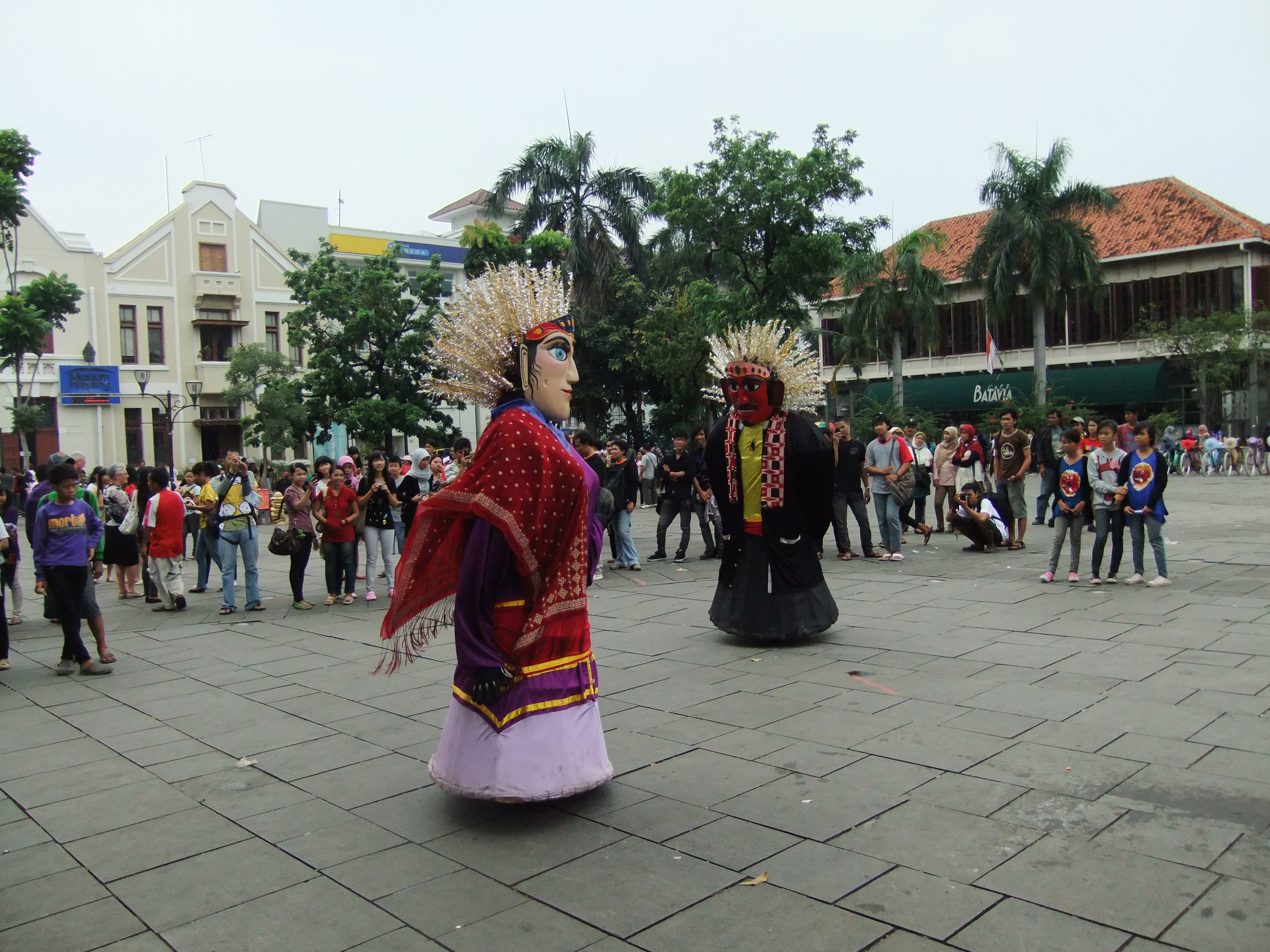 Dancing Ondel-ondel at Fatahillah Square, Jakarta, Indonesia