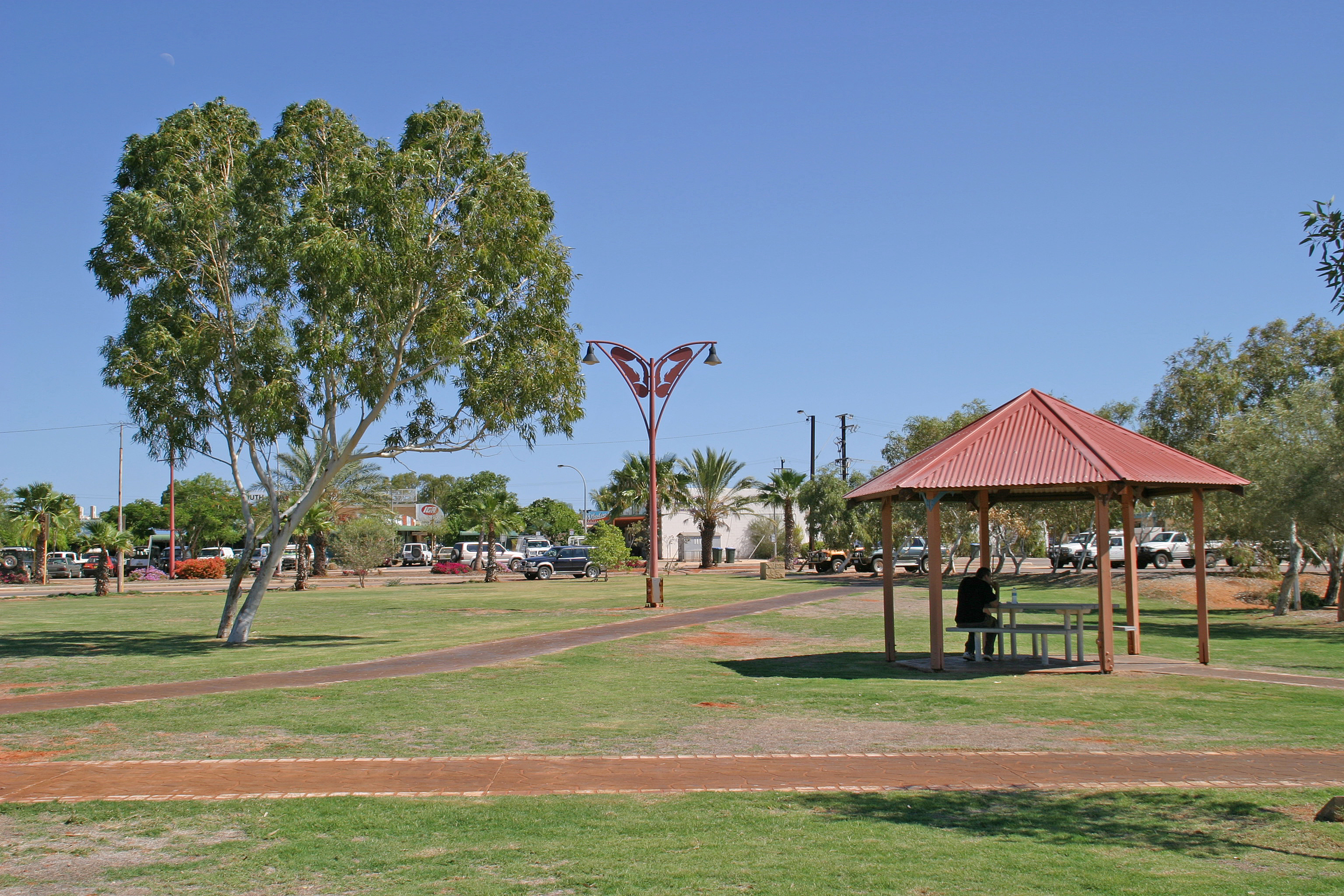 Exmouth (Western Australia). Die Stadt mit etwa 2.500 Einwohner liegt an der Spitze der Halbinsel Vlaming Head.