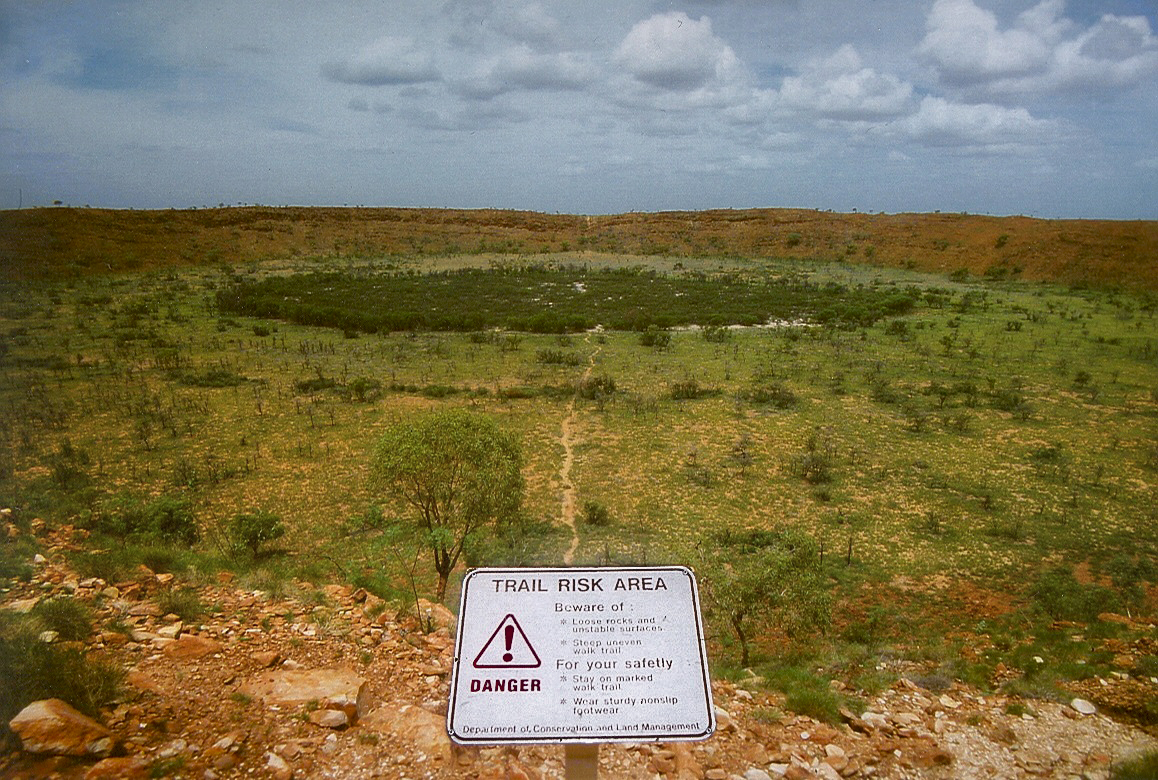 Wolfe creek crater.jpg