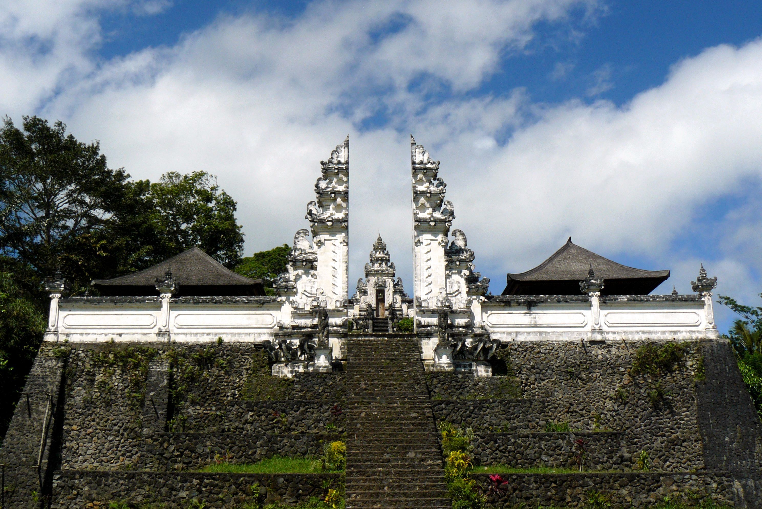 Pura Penataran Lempuyang, Gunung Lempuyang, Bali