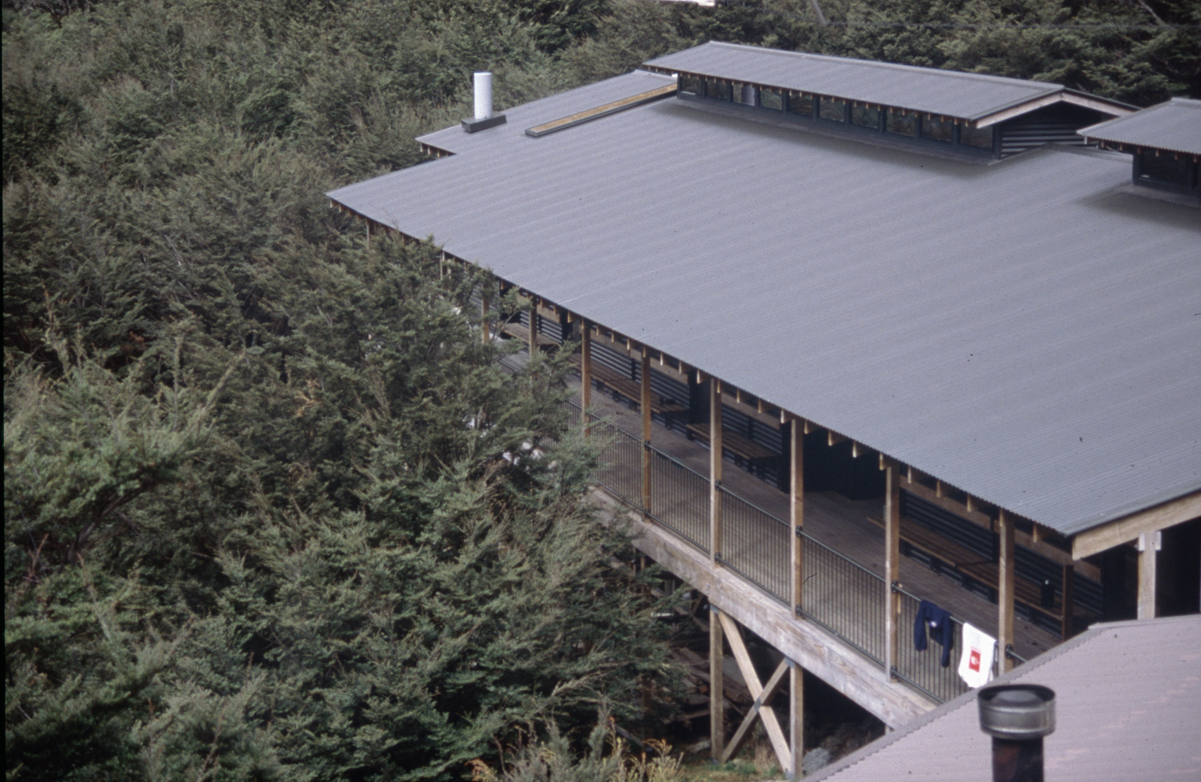 Routeburn Falls Hut, Routeburn Track, New Zealand.