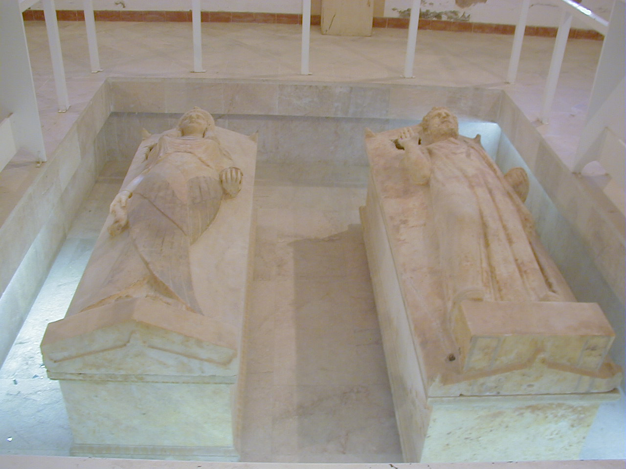 sarcophages, musée national de carthage (tunisie)
