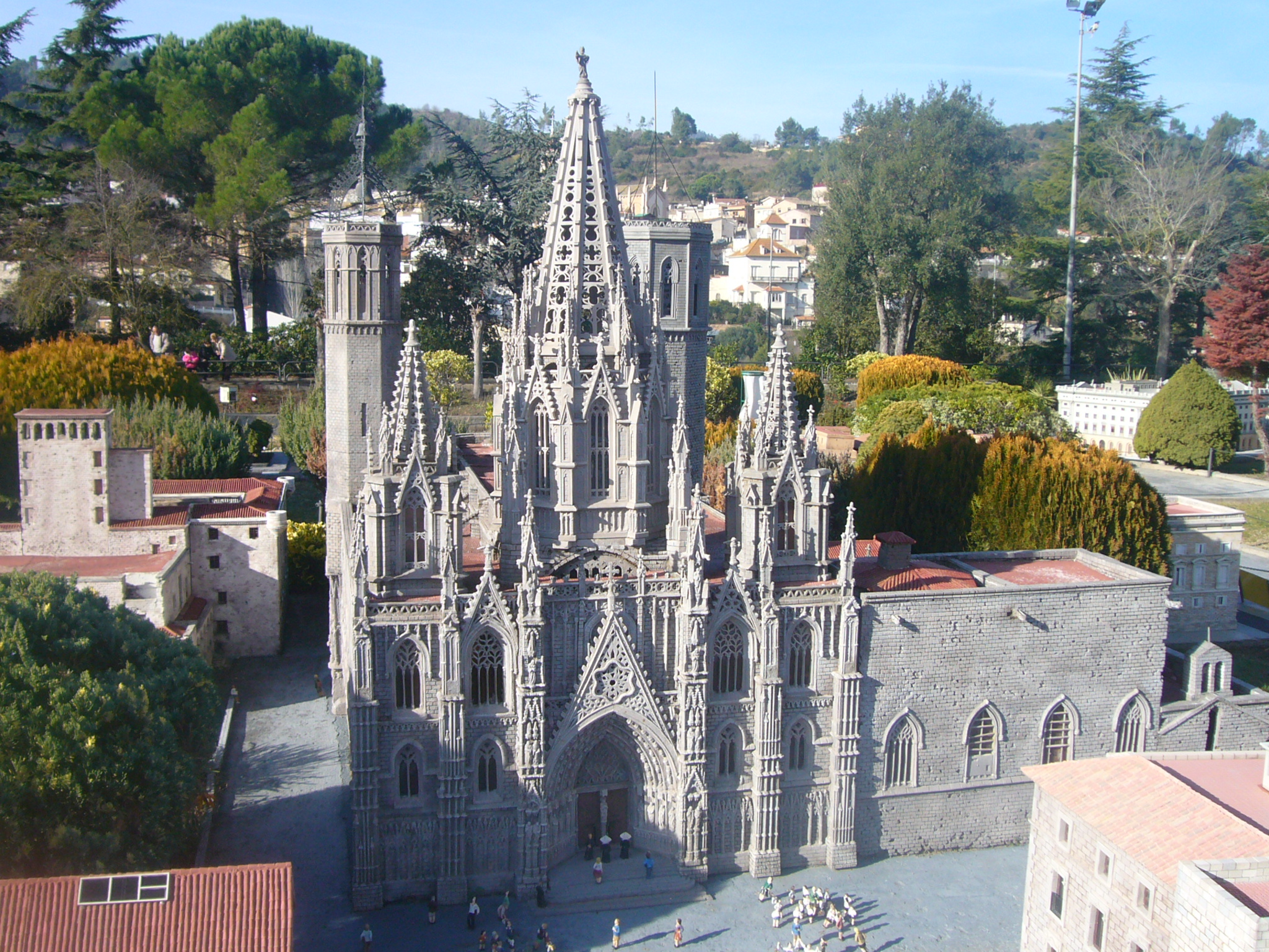 Scale model at the "Catalunya en Miniatura" miniature park : Barcelona cathedral