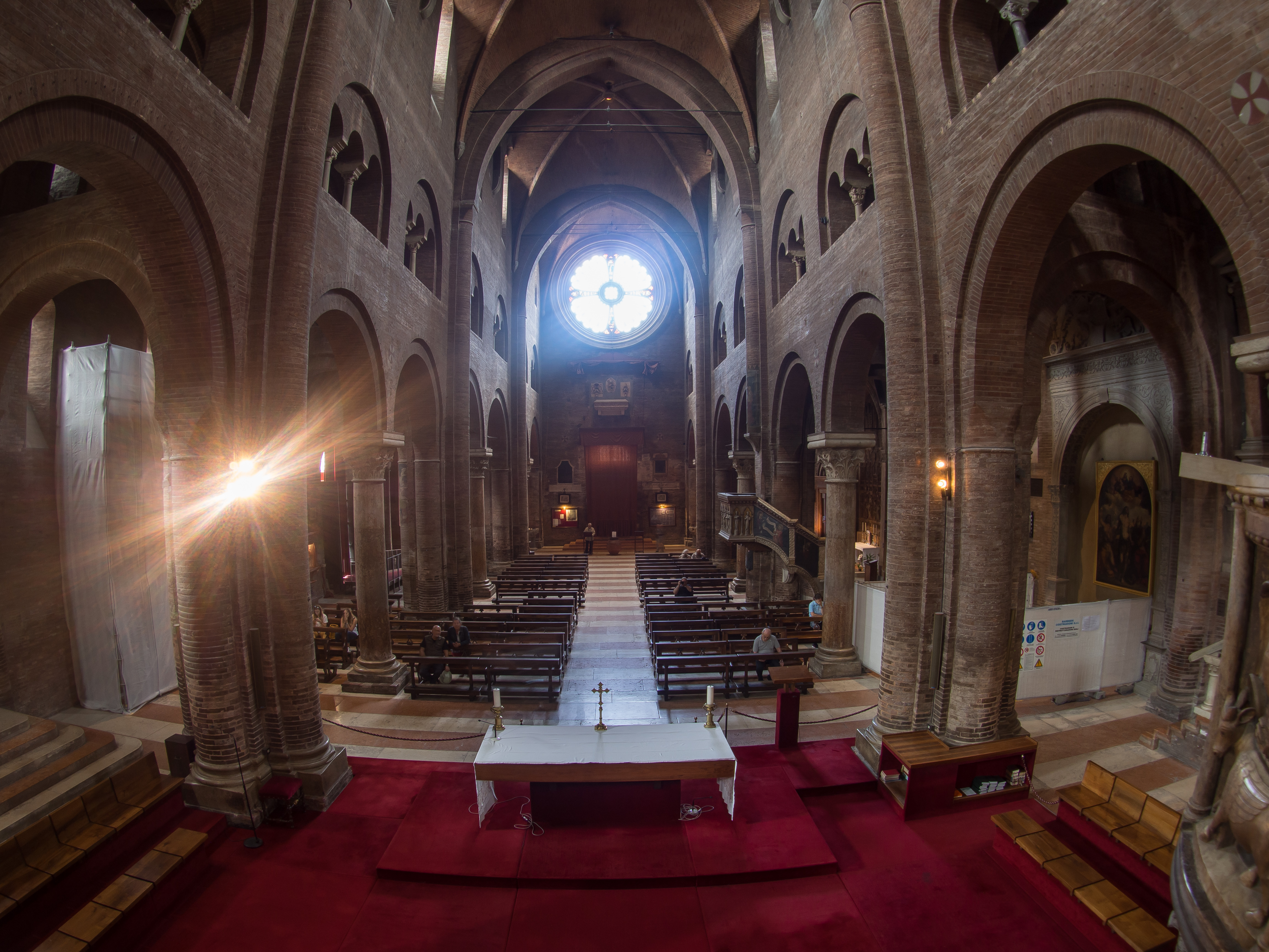 Modena Cathedral inside
