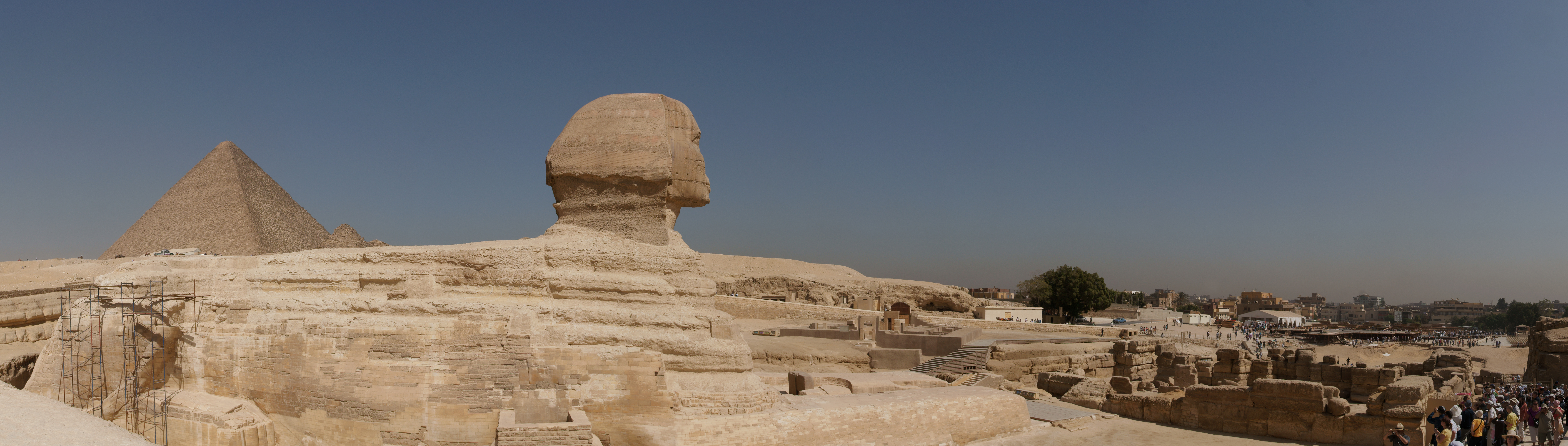 Panorama of the Sphinx and the Great Pyramid of Giza.