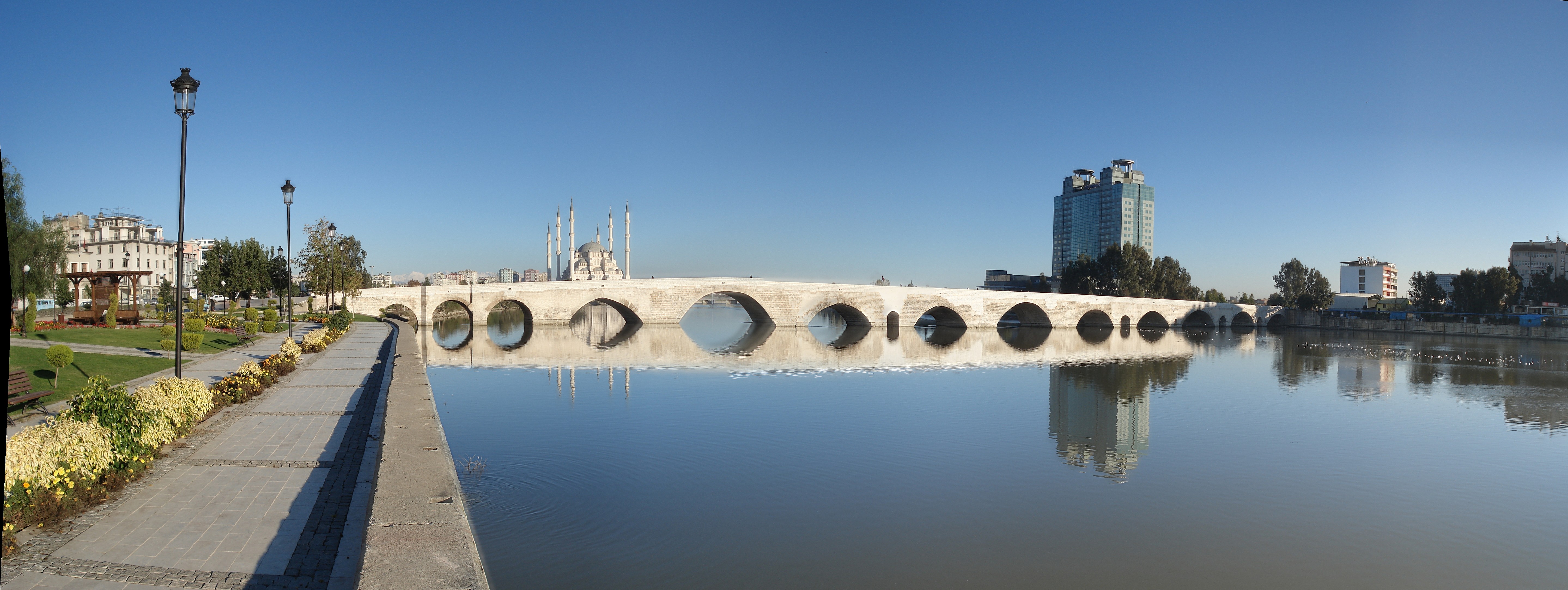 Roman Stone Bridge, Adana, Turkey