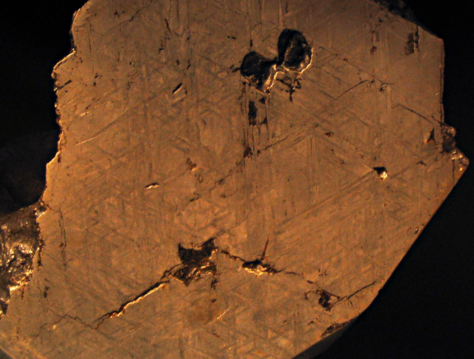 Wabar meteorite [1]. A cross-section showing Widmanstätten patterns. Photograph taken at the Natural History Museum, London.