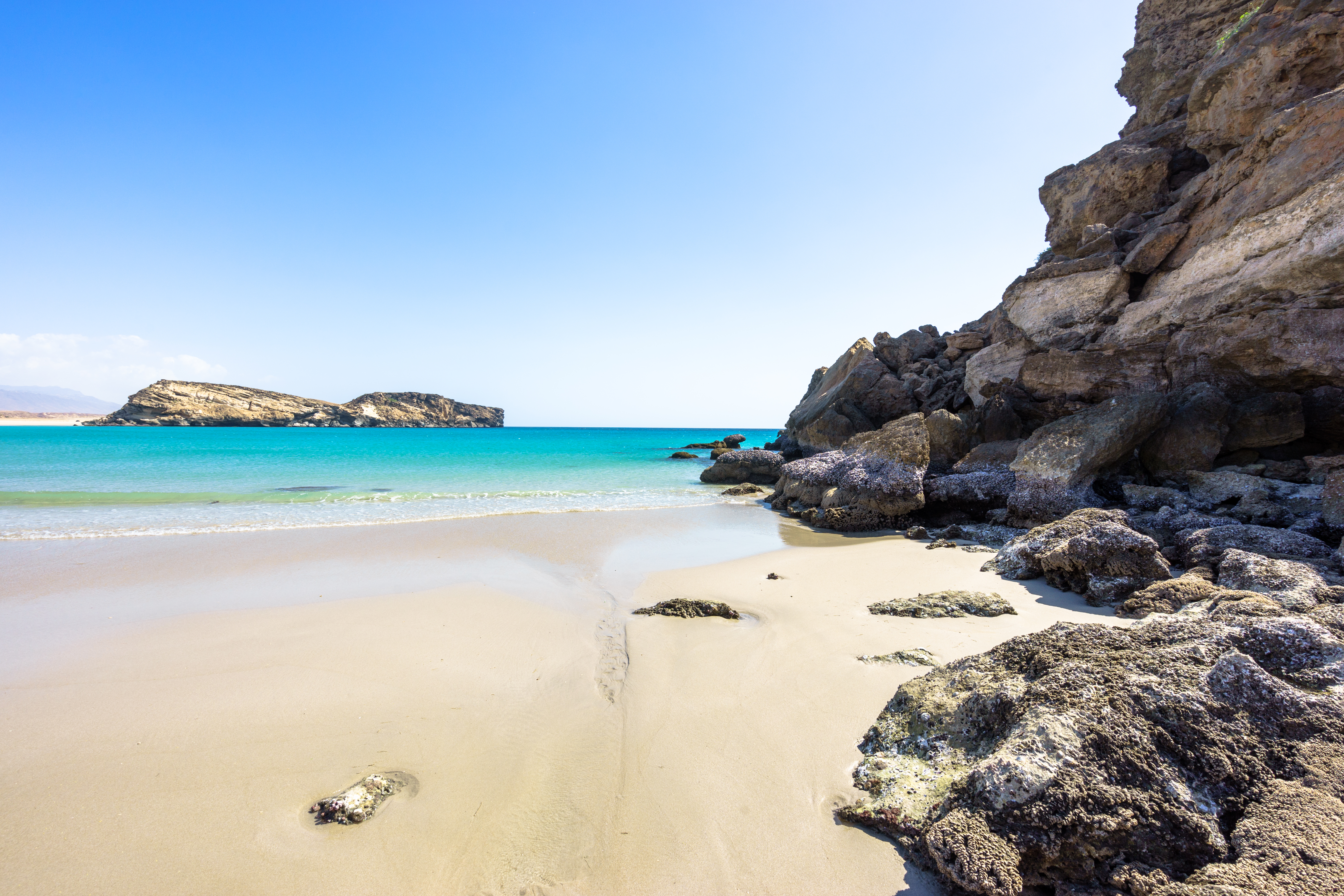 View of the Arabian Sea from the sandbar of Khor Rori