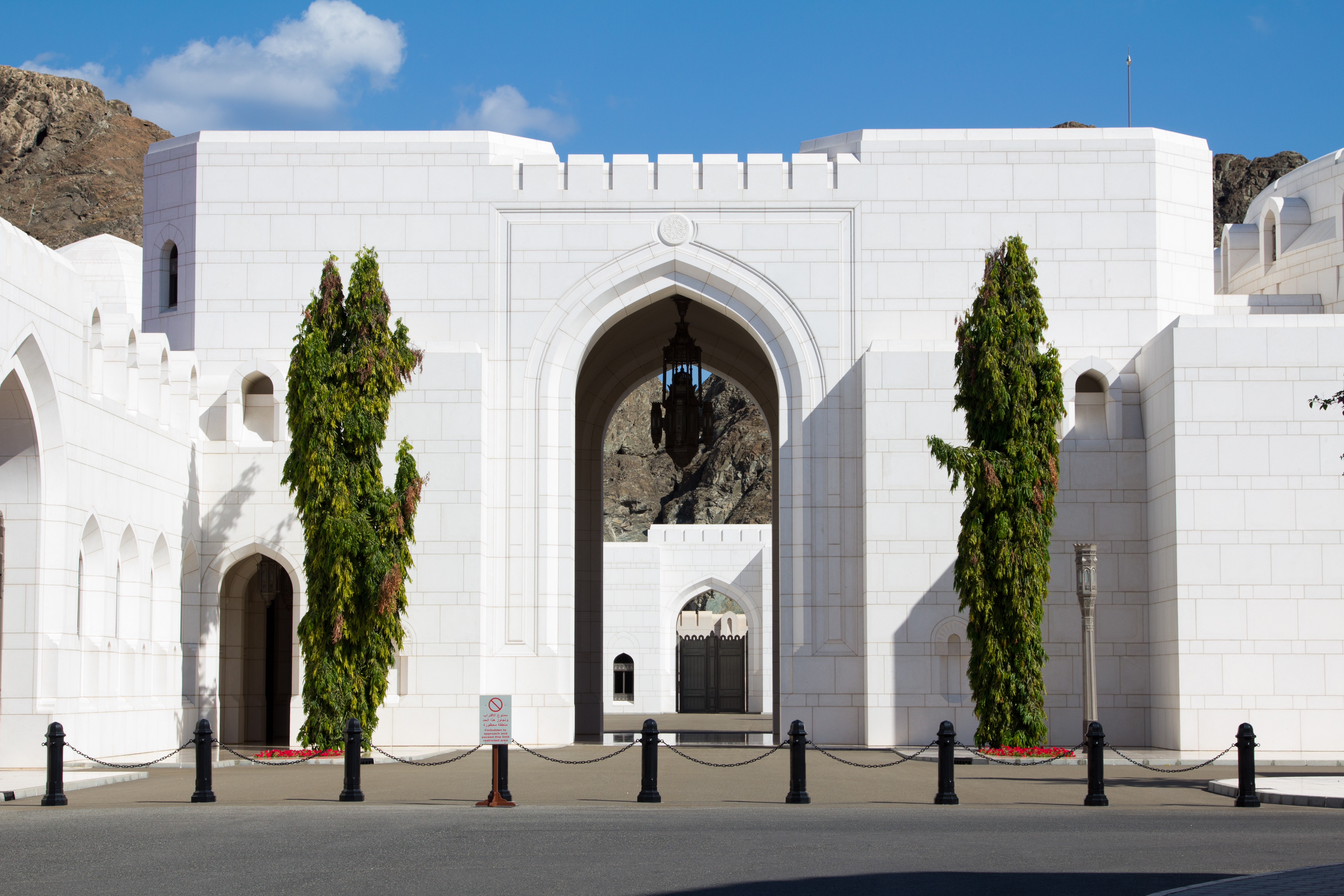 Qasr Al Alam Royal Palace; side gate