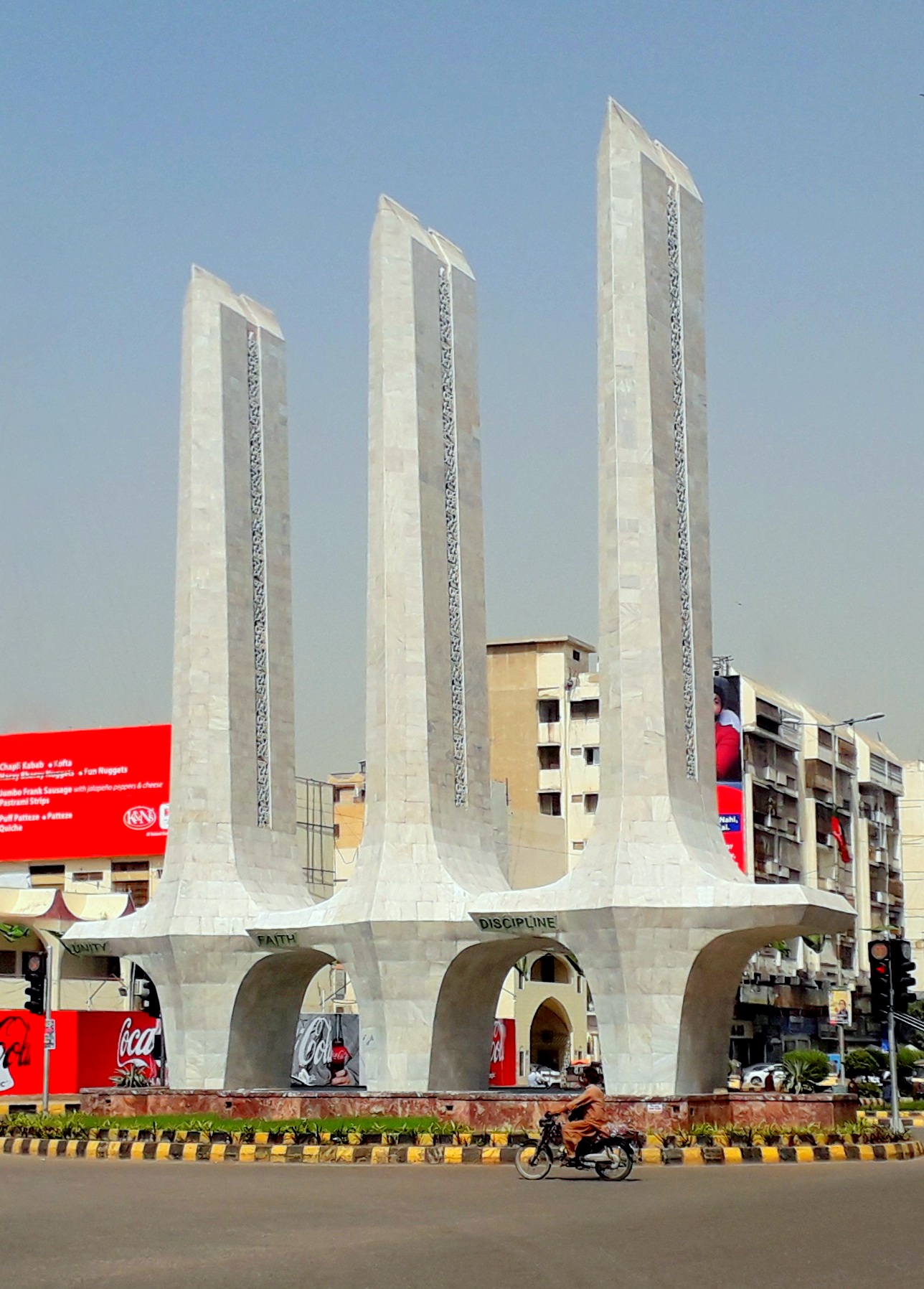 Teen Talwar Clifton Karachi 2