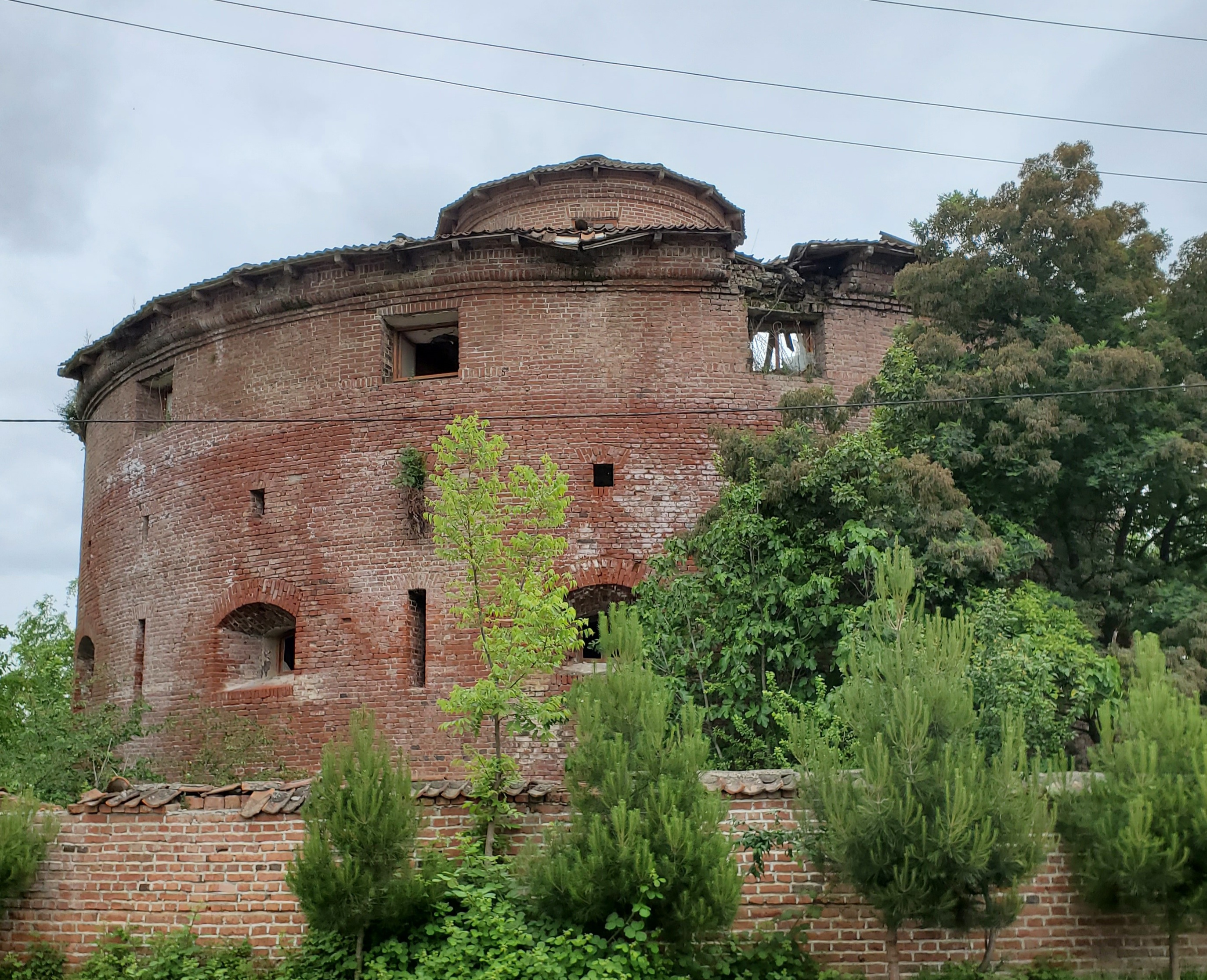 This is a photo of a monument in Azerbaijan identified by the ID 4810