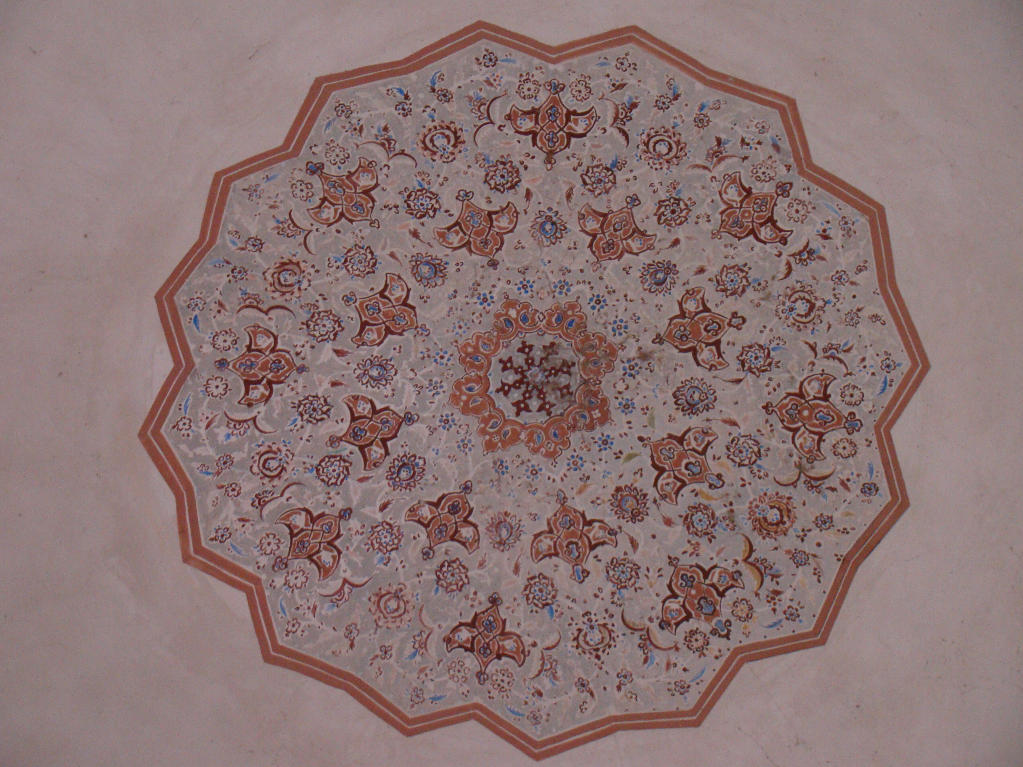 Persian ceiling painting at the Fin Palace garden — Isfahan region.