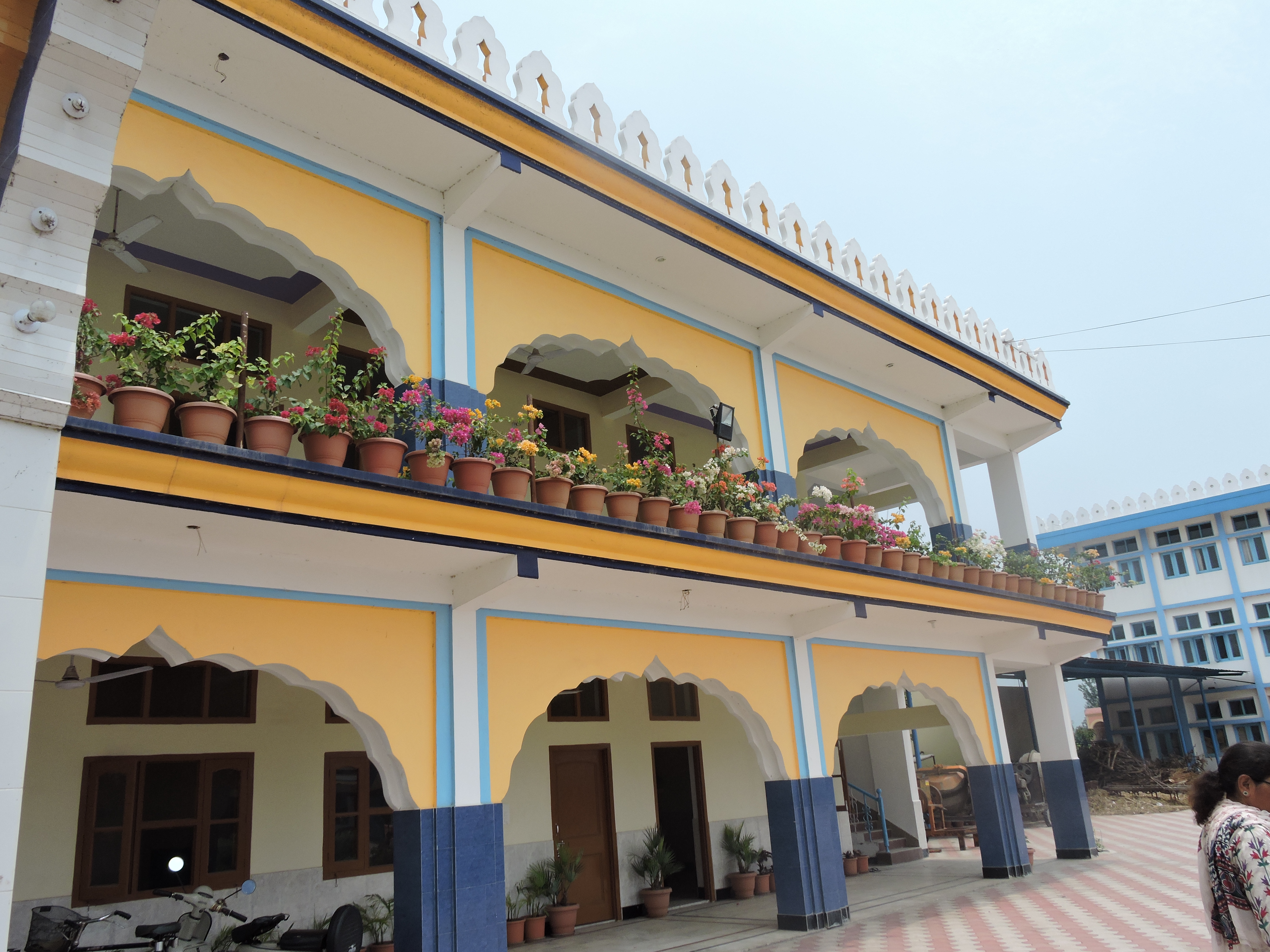 "ਮੋਇਆਂ ਦੀ ਮੰਡੀ" , ਆਨੰਦਪੁਰ ਸਾਹਿਬ , ਪੰਜਾਬ