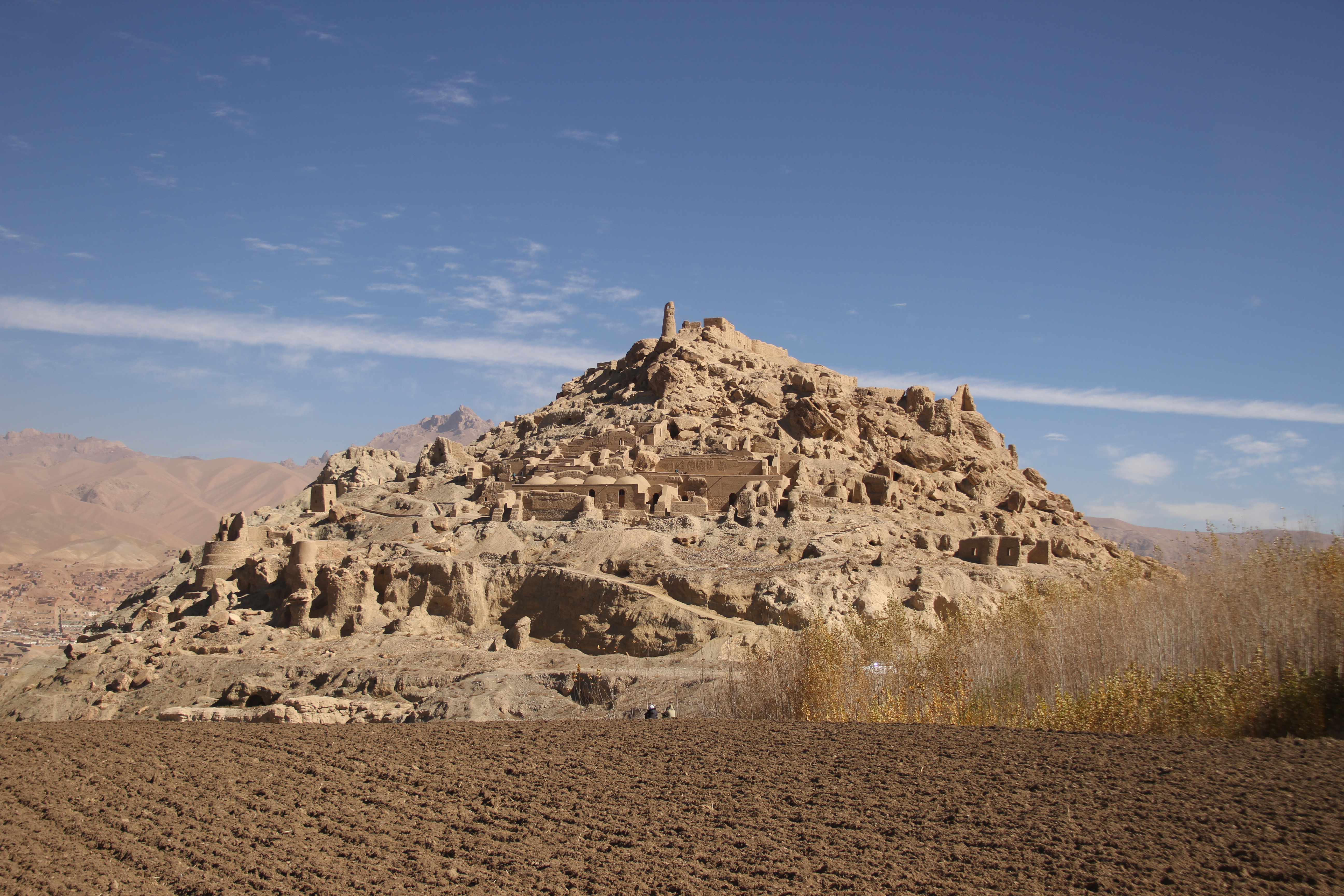 The history of this historical city dates back to the 4th century AH. Like many other cities at the time, the city of Gholghola was burnt down by Genghis Khan with the Mongol invasion, and the remnants of destruction and fire are still visible today. However, according to the archeological evidence of the Timurid period in this historical site, it seems that the city of Gholghola  has continued to live in the following centuries.