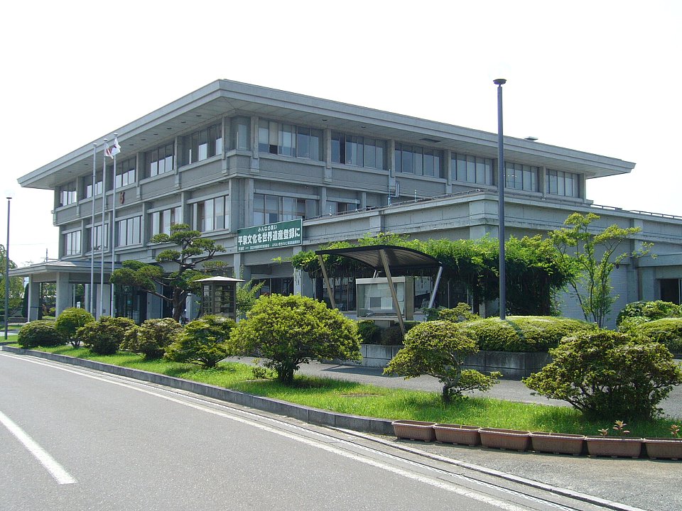 平泉町役場
2006年8月8日　Bakkai撮影<レタッチ済>