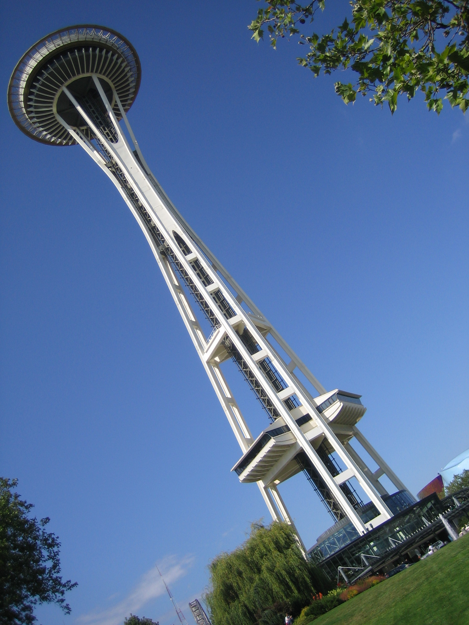 Space needle Seattle1.jpg