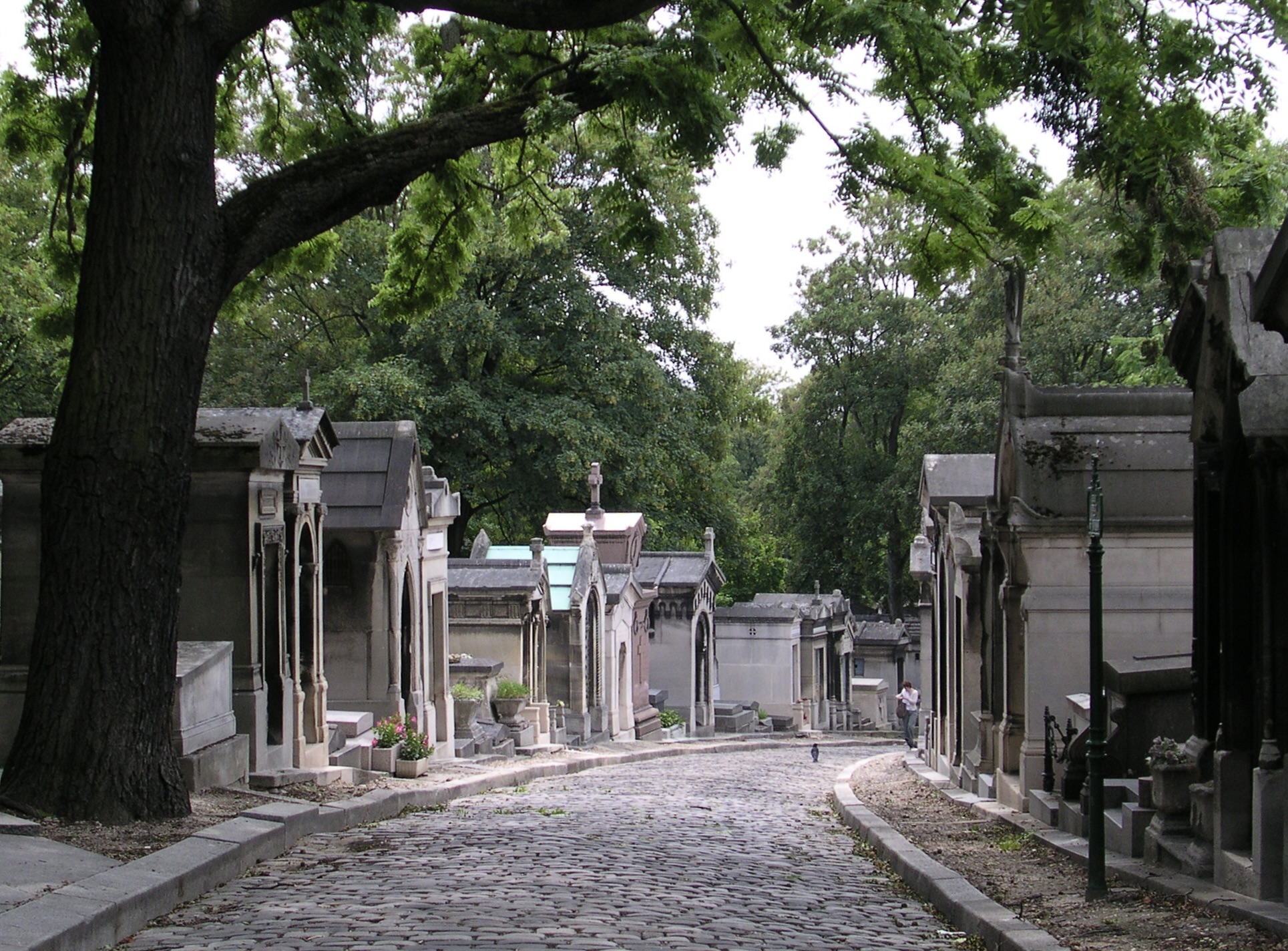 Chemin Errazu of cemetery Père Lachaise